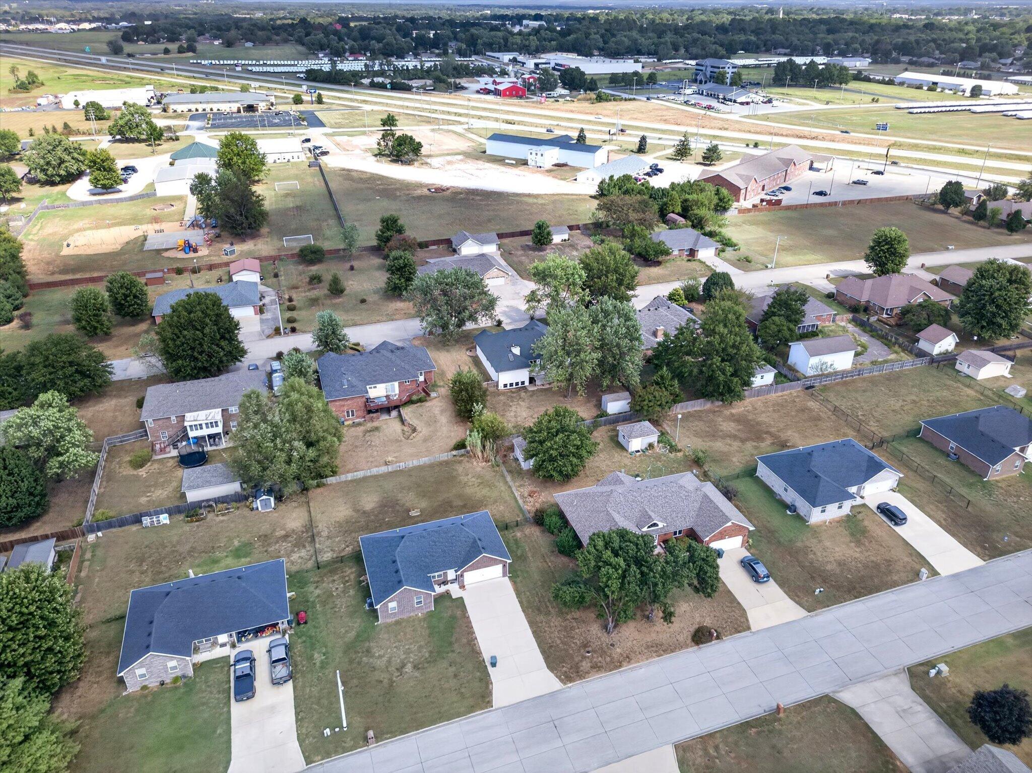 main property photo 44