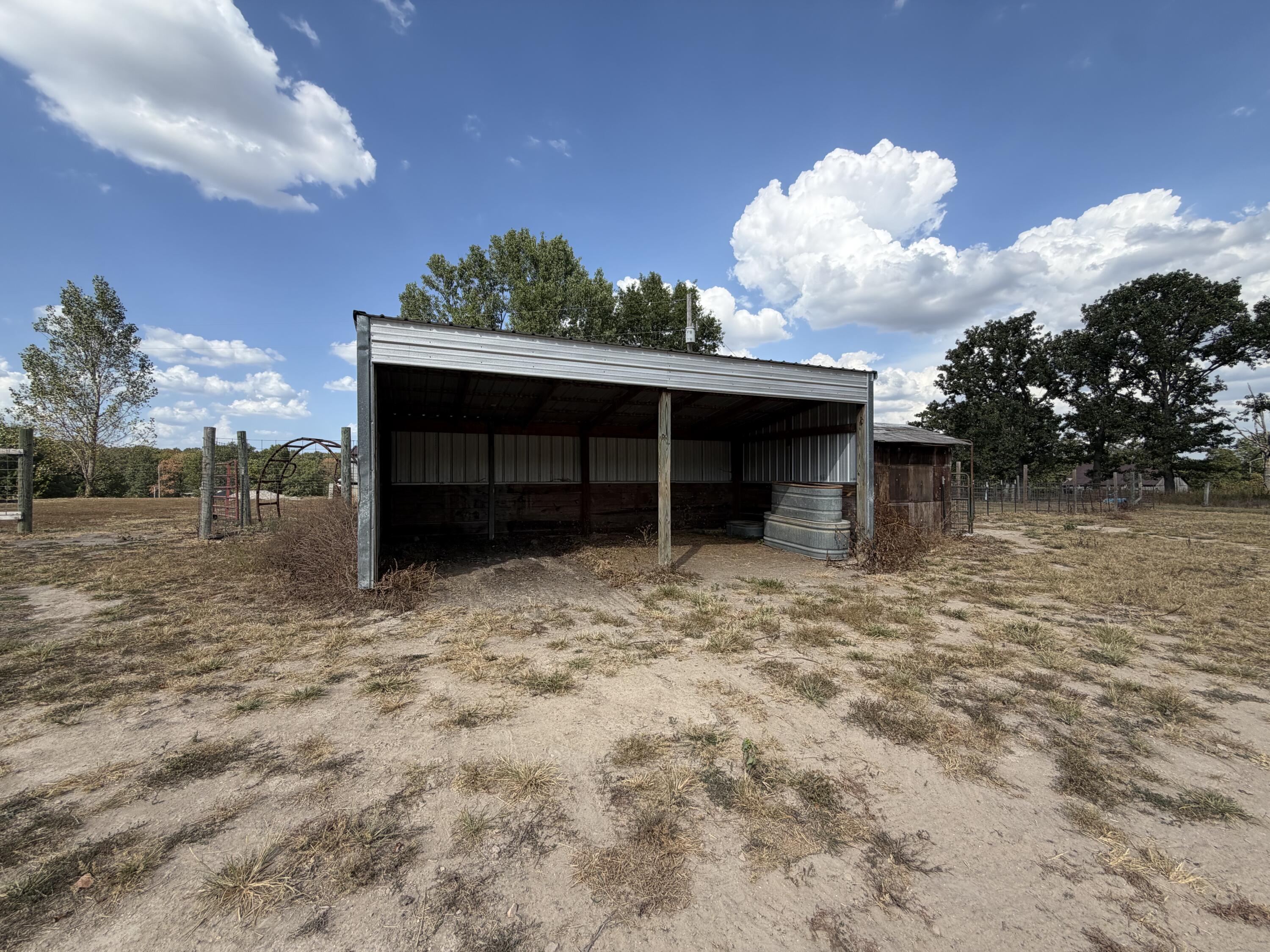 main property photo 21