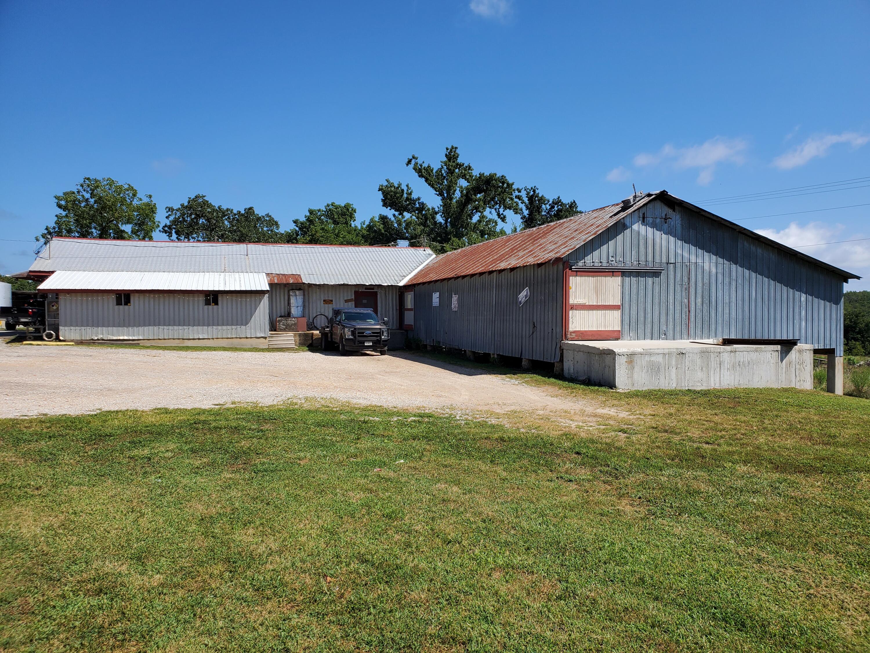 main property photo 15