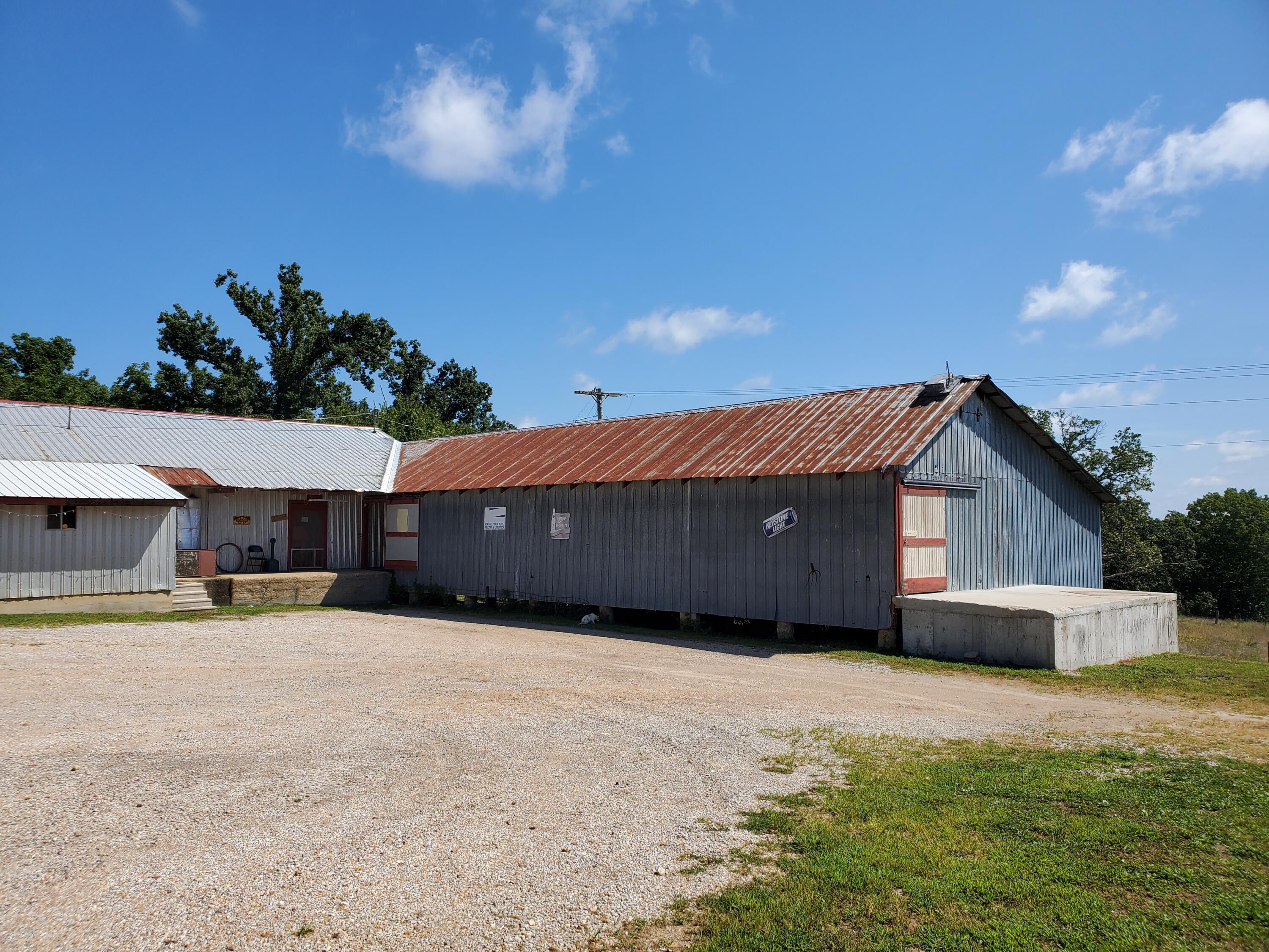 main property photo 17