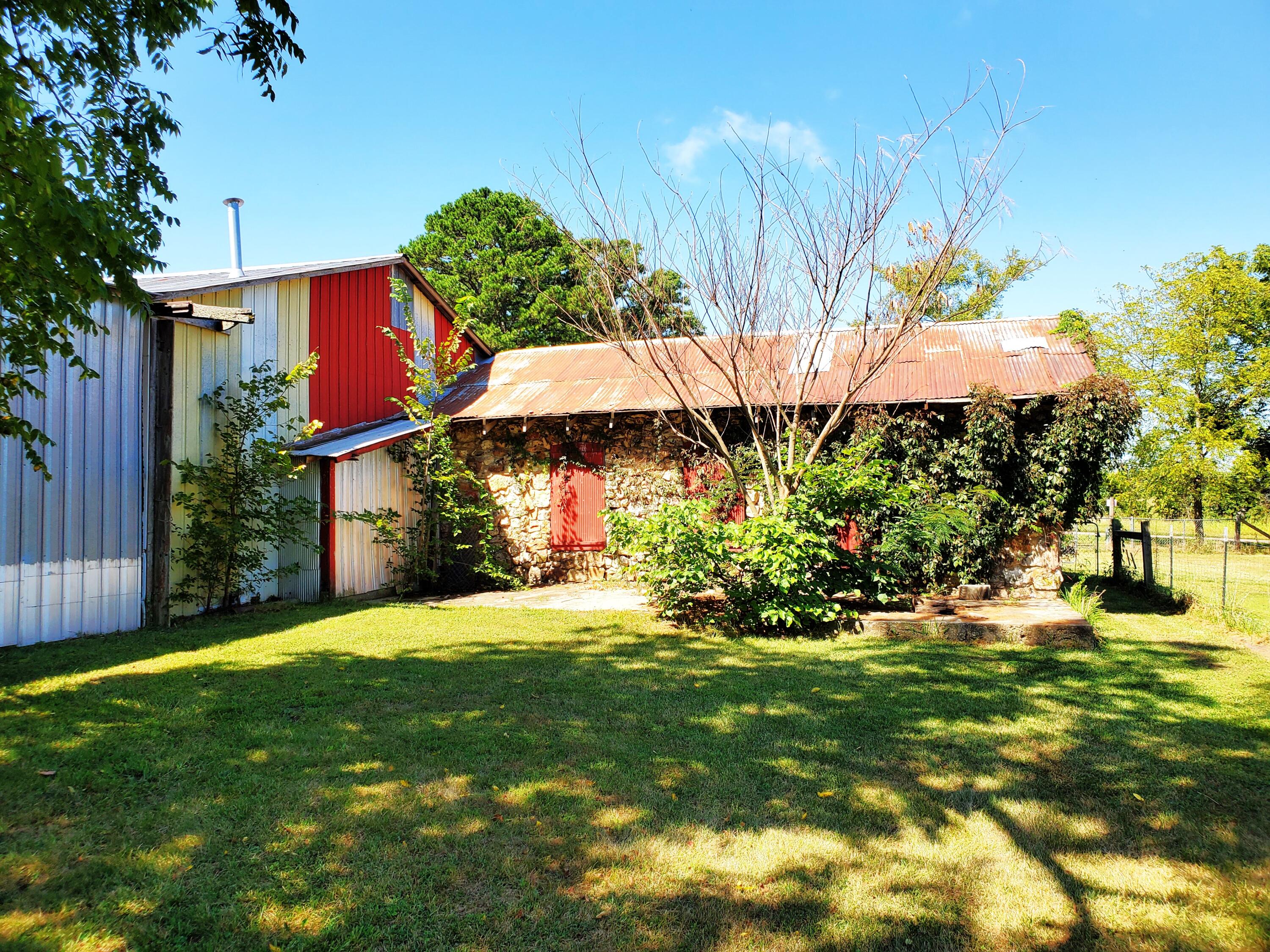 main property photo 19