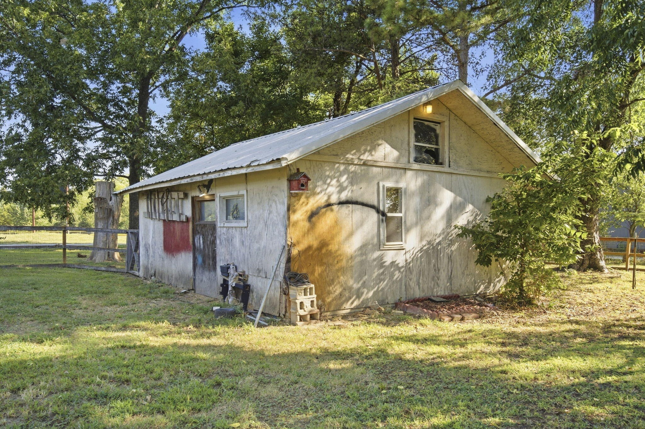 main property photo 24