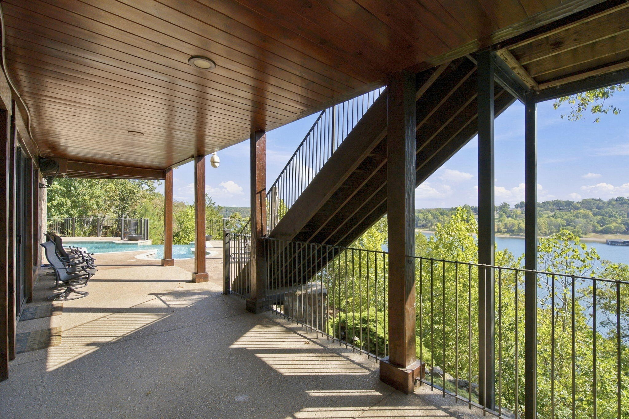 main property photo 49