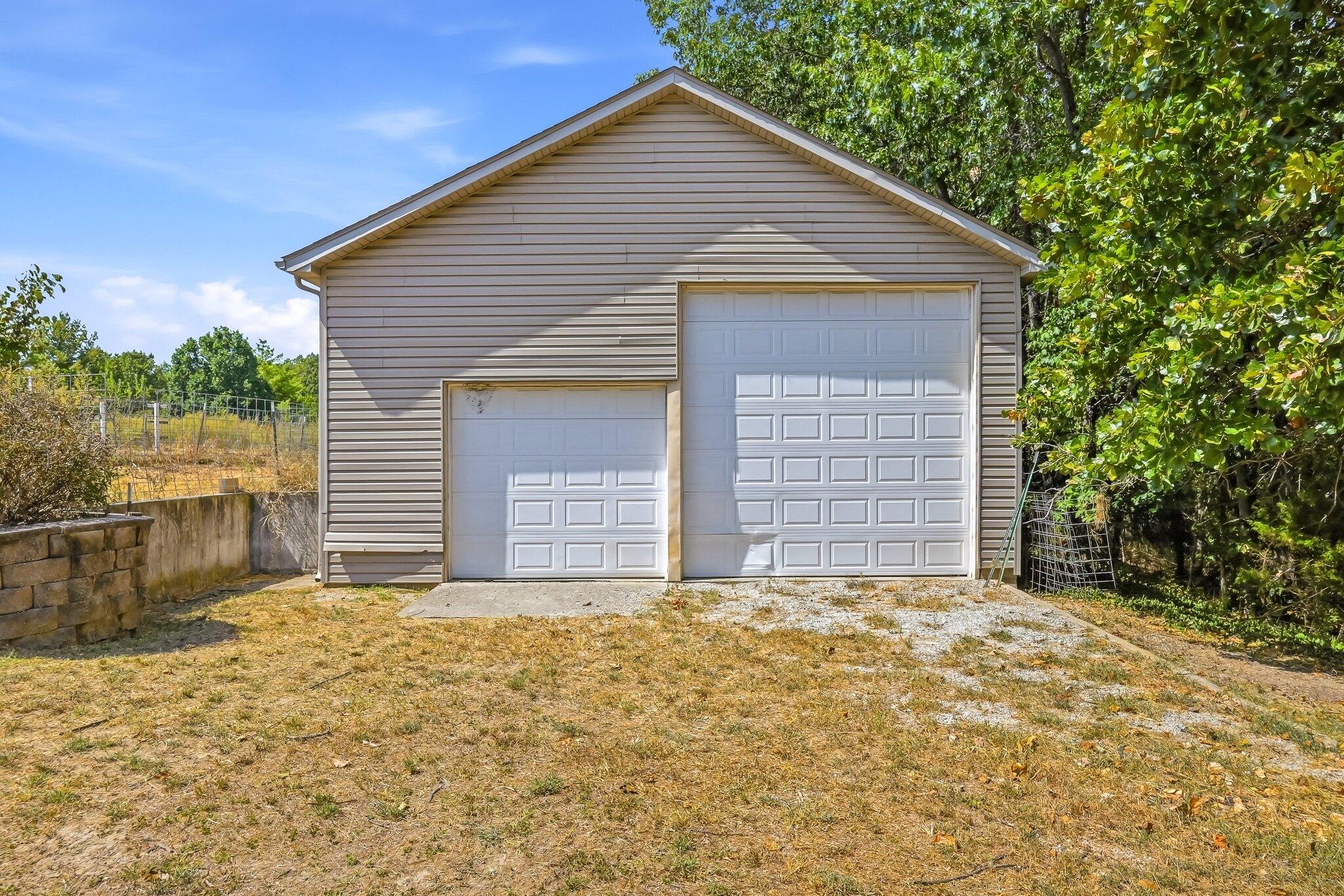 main property photo 63