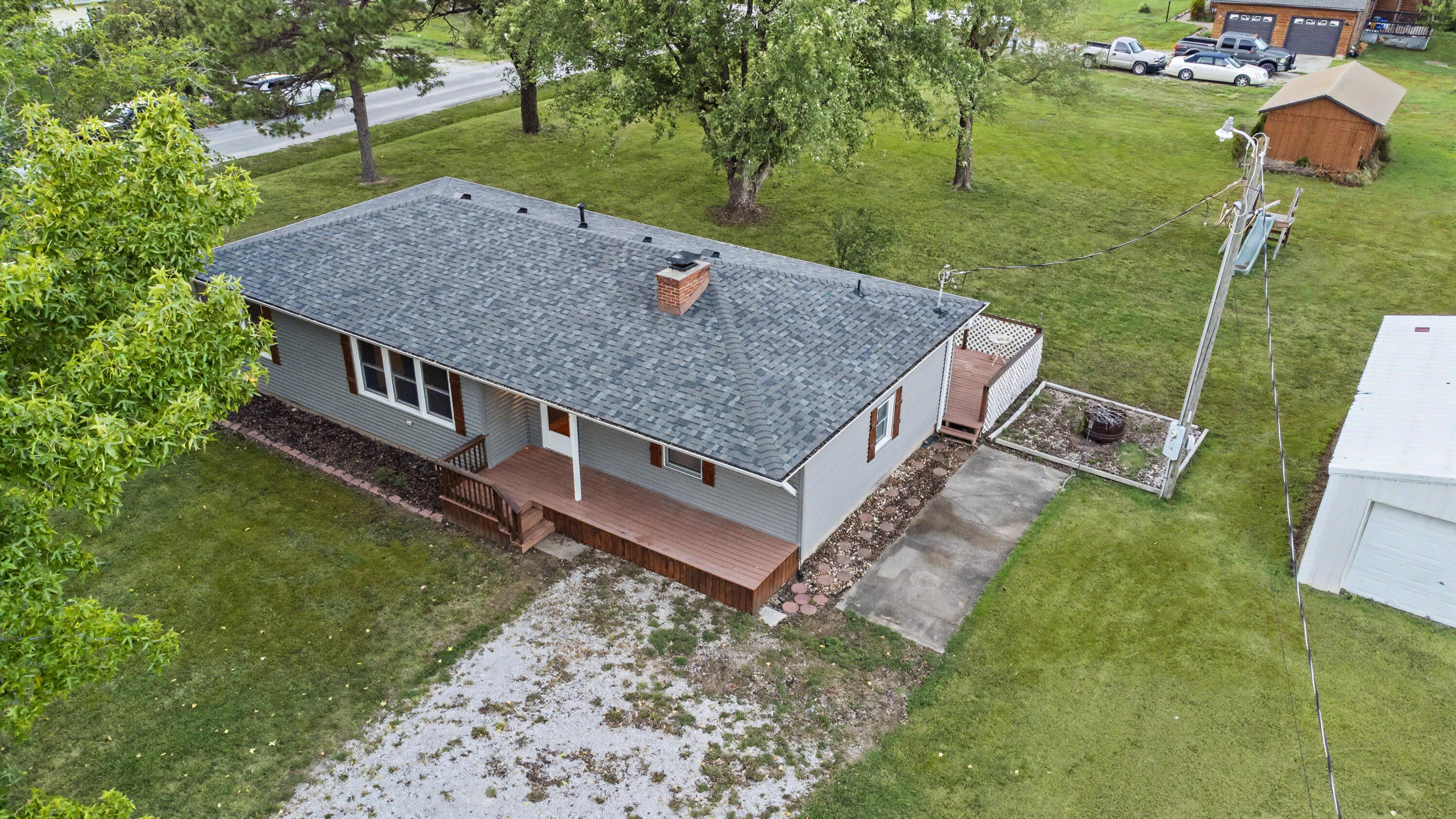 main property photo 34