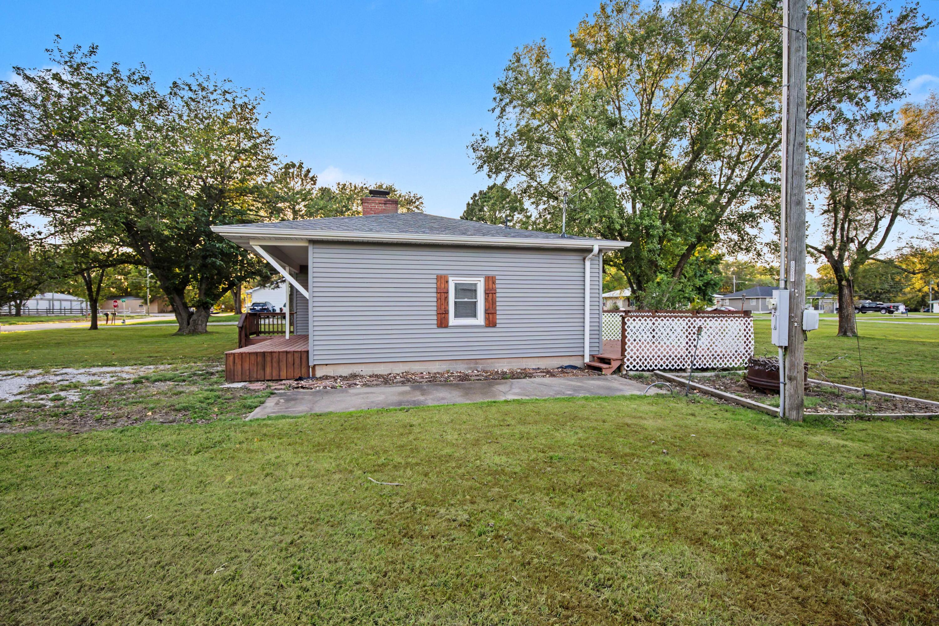 main property photo 8
