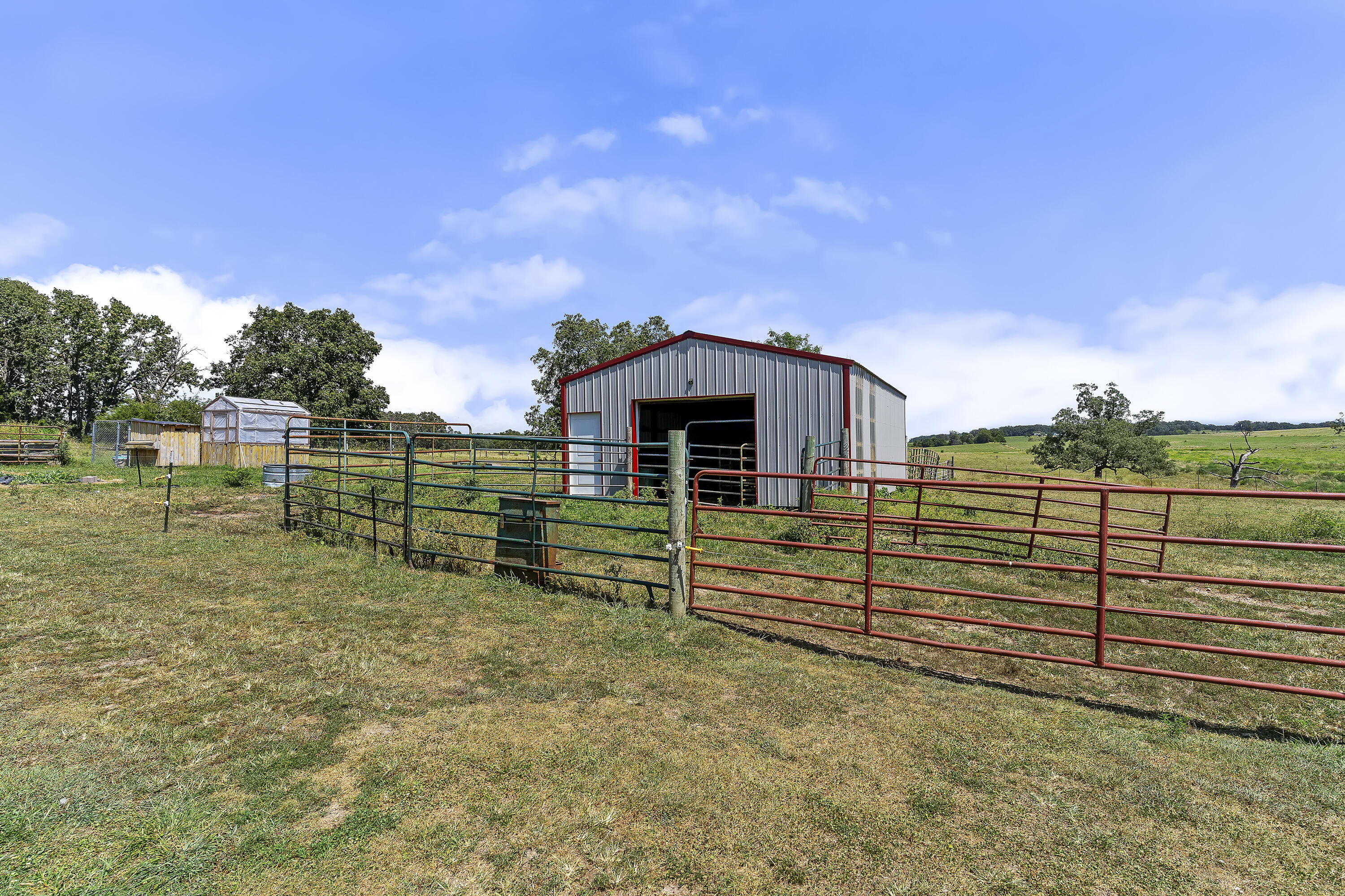 main property photo 26