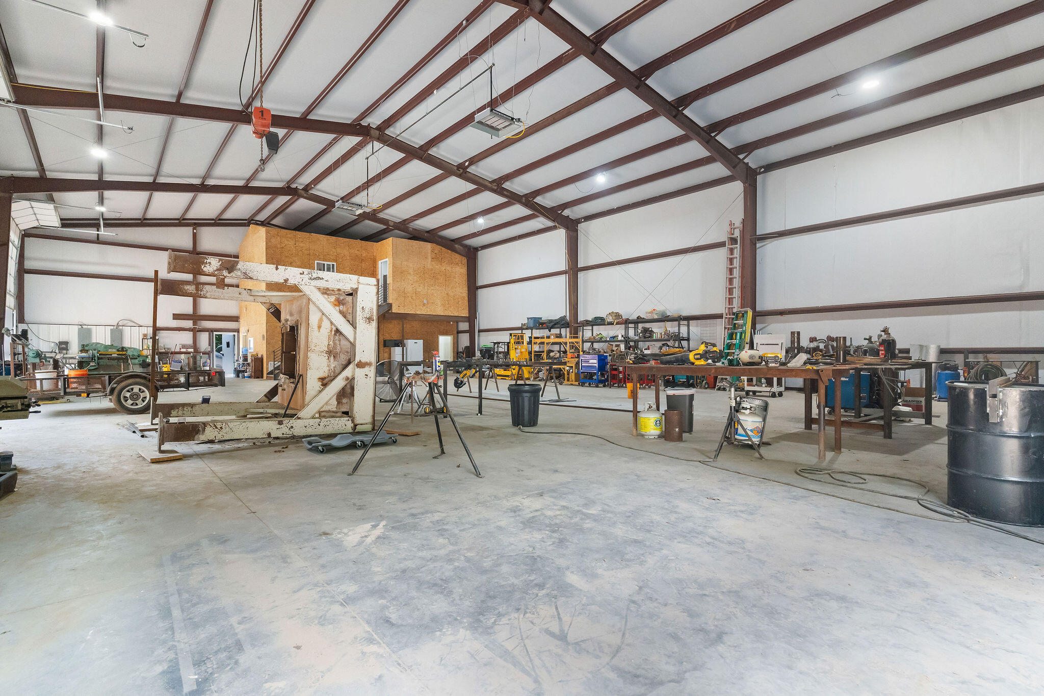 main property photo 15