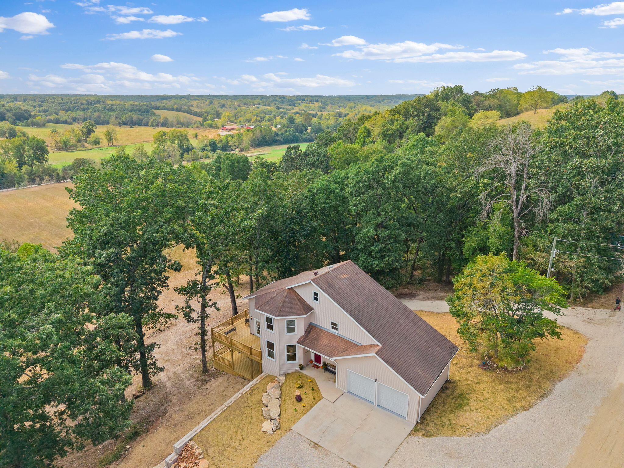 main property photo 81