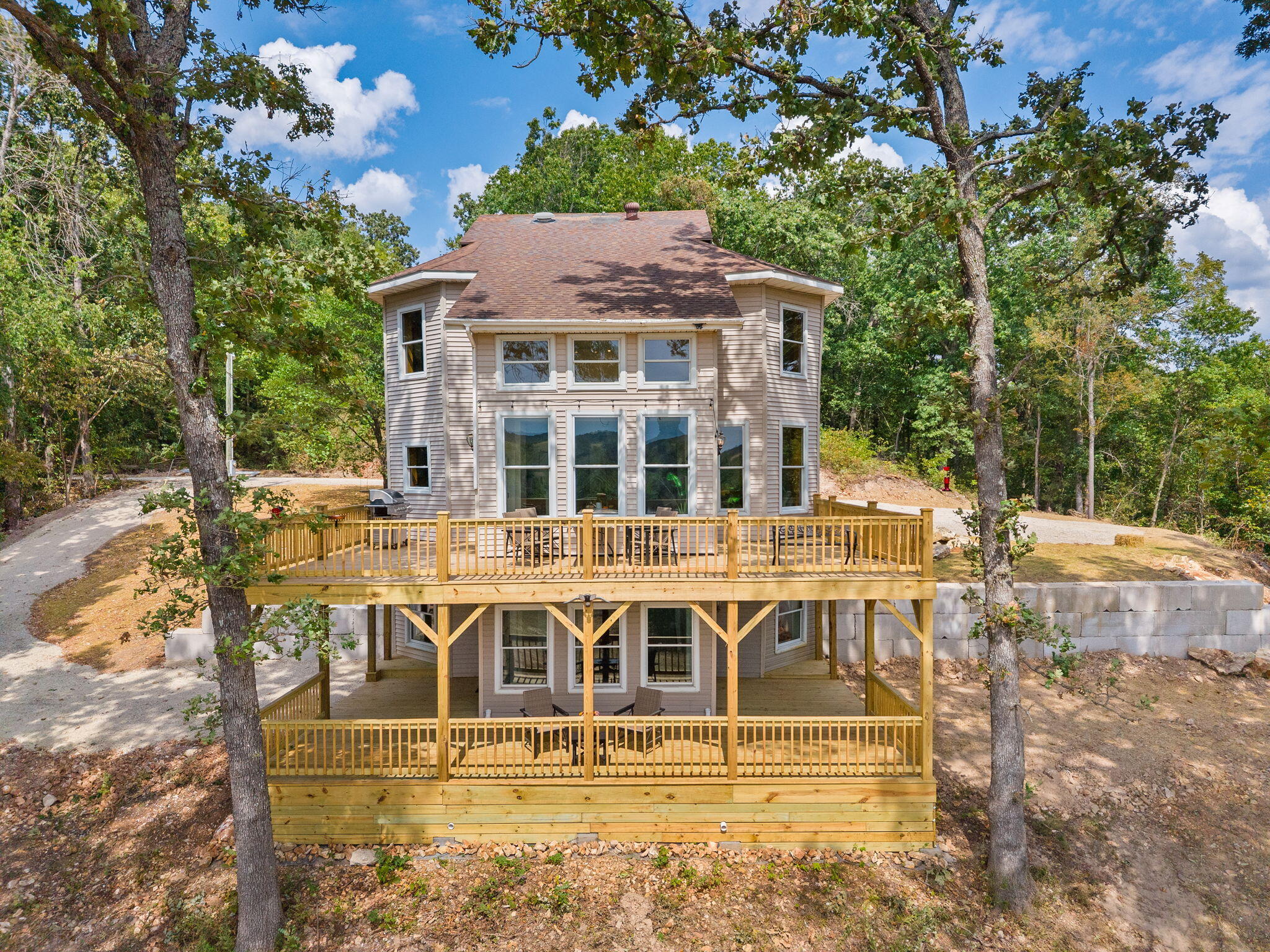 main property photo 84