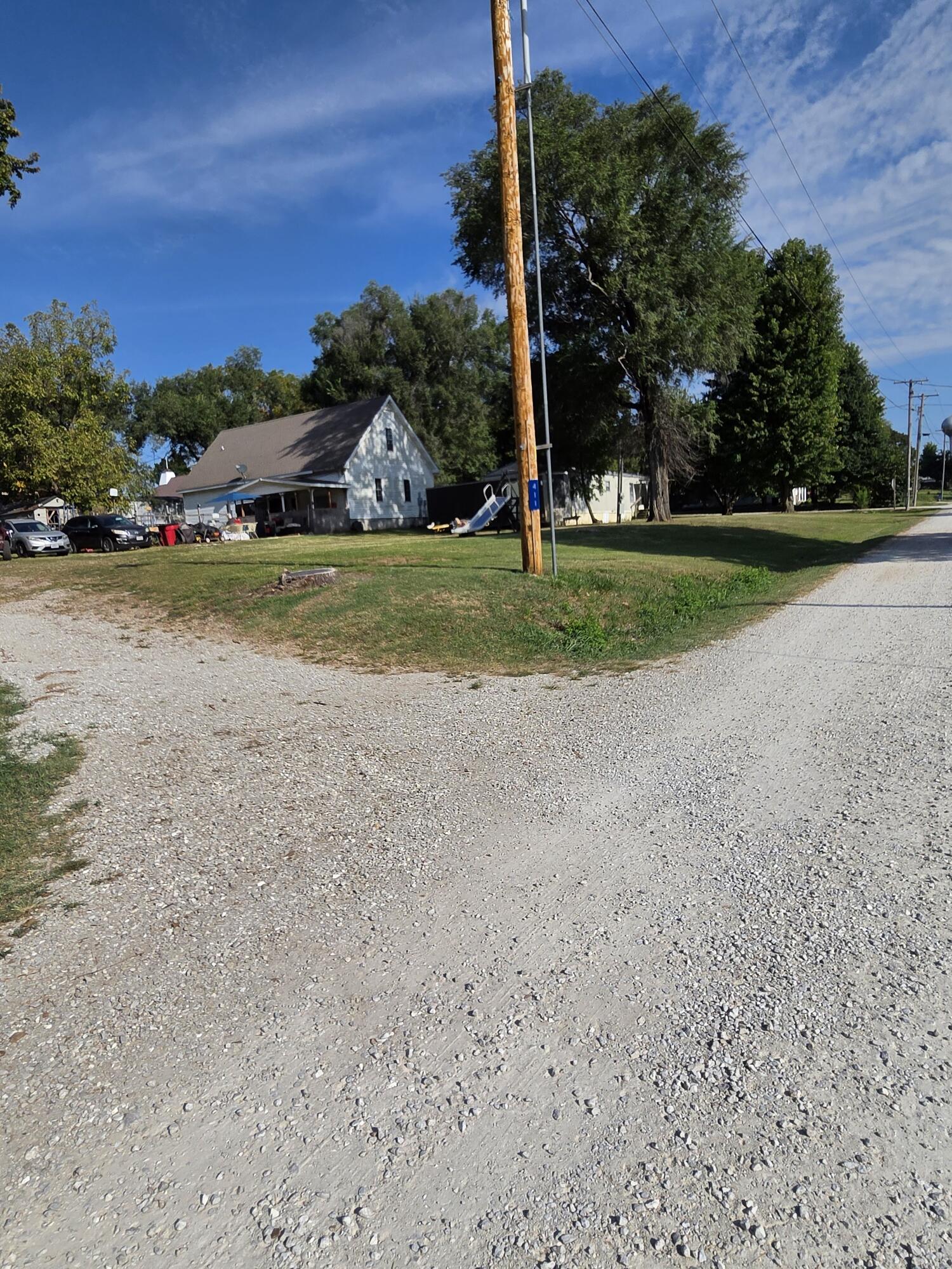main property photo 14