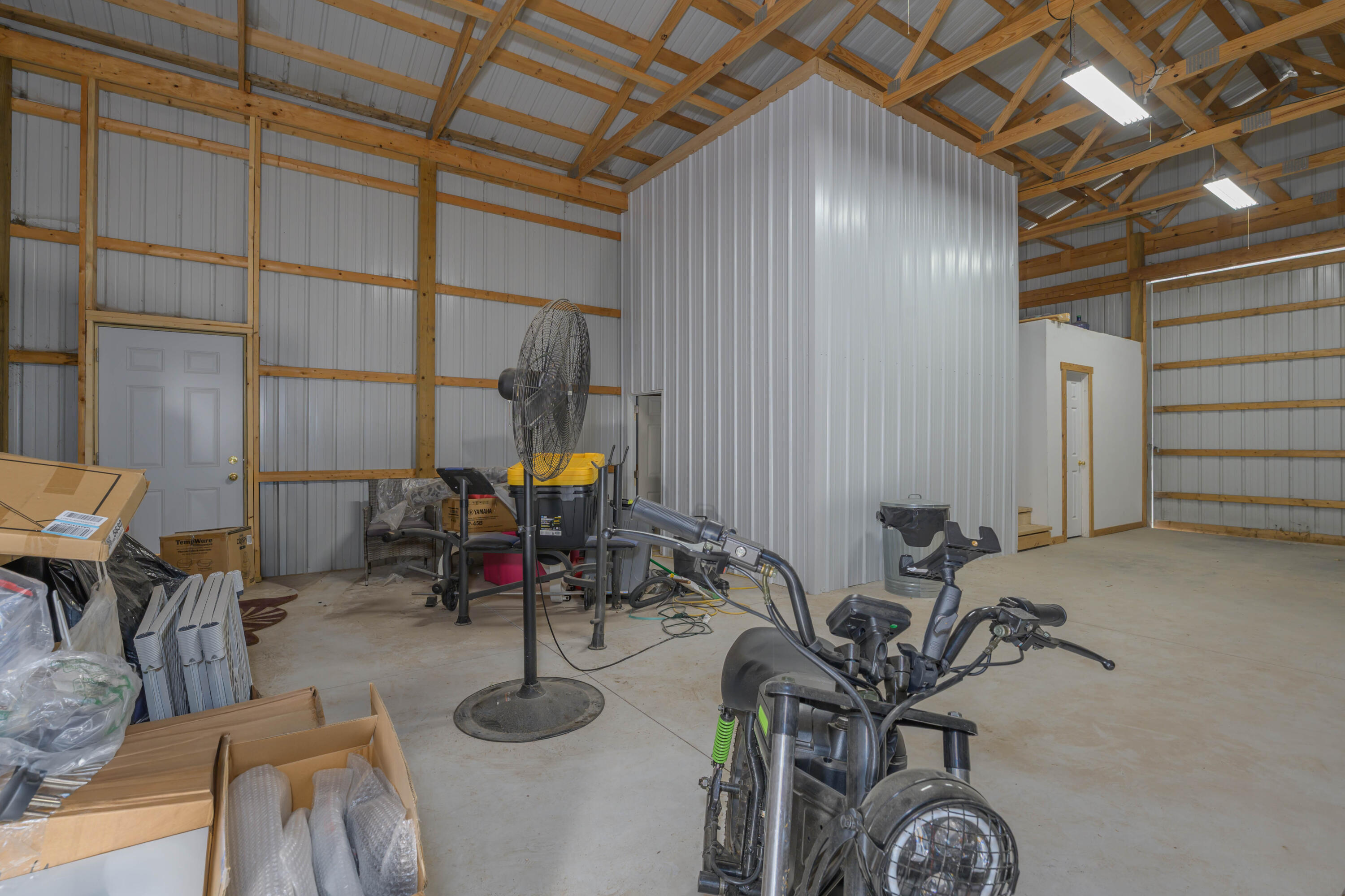 main property photo 43