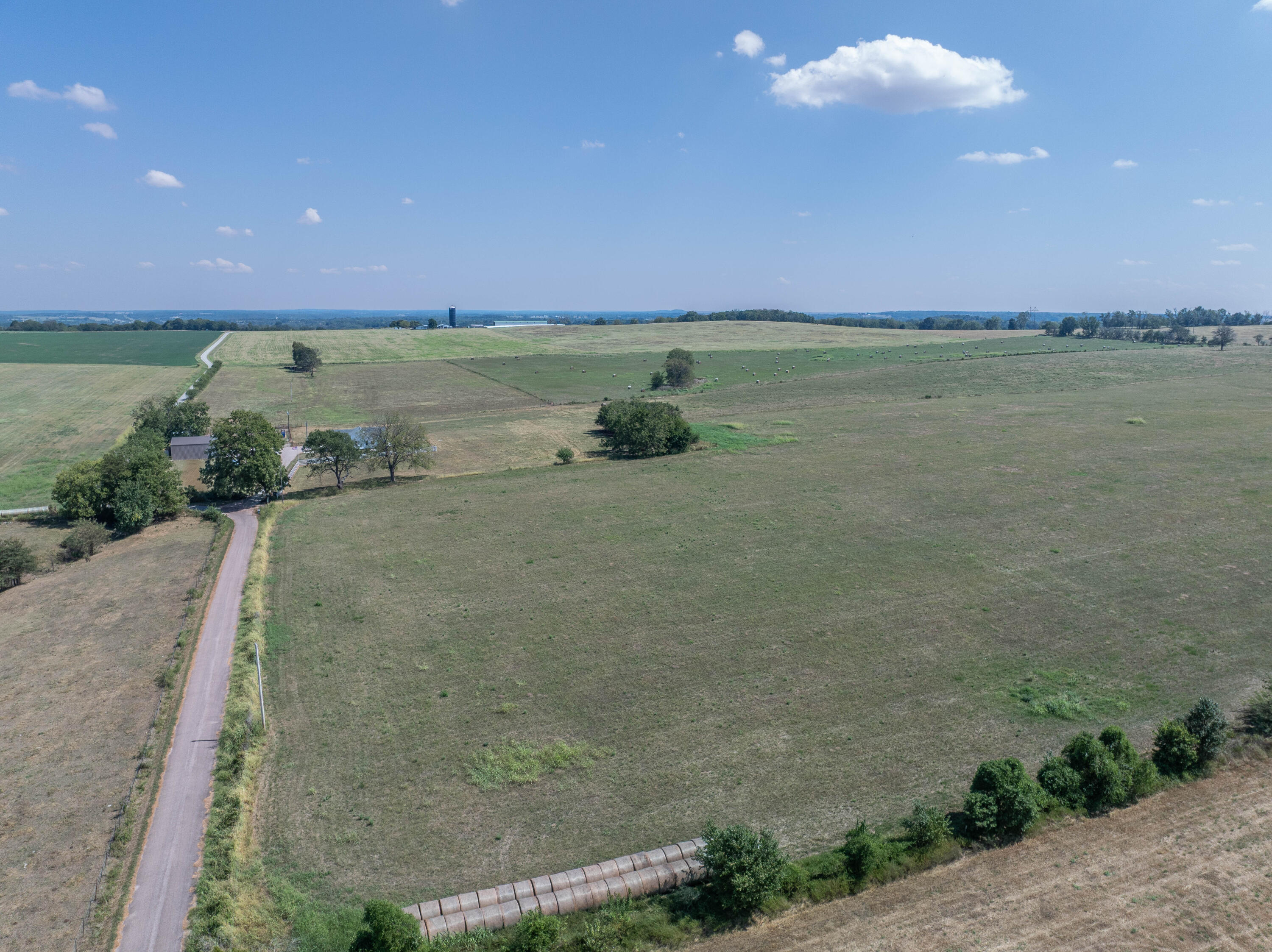 main property photo 60