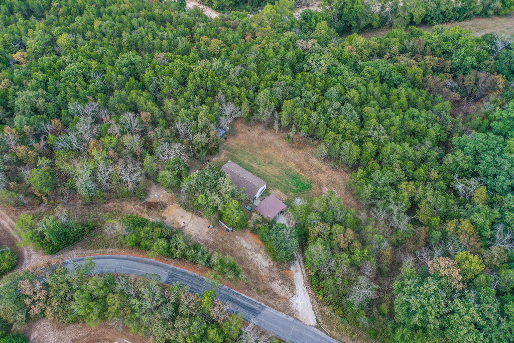 main property photo 25