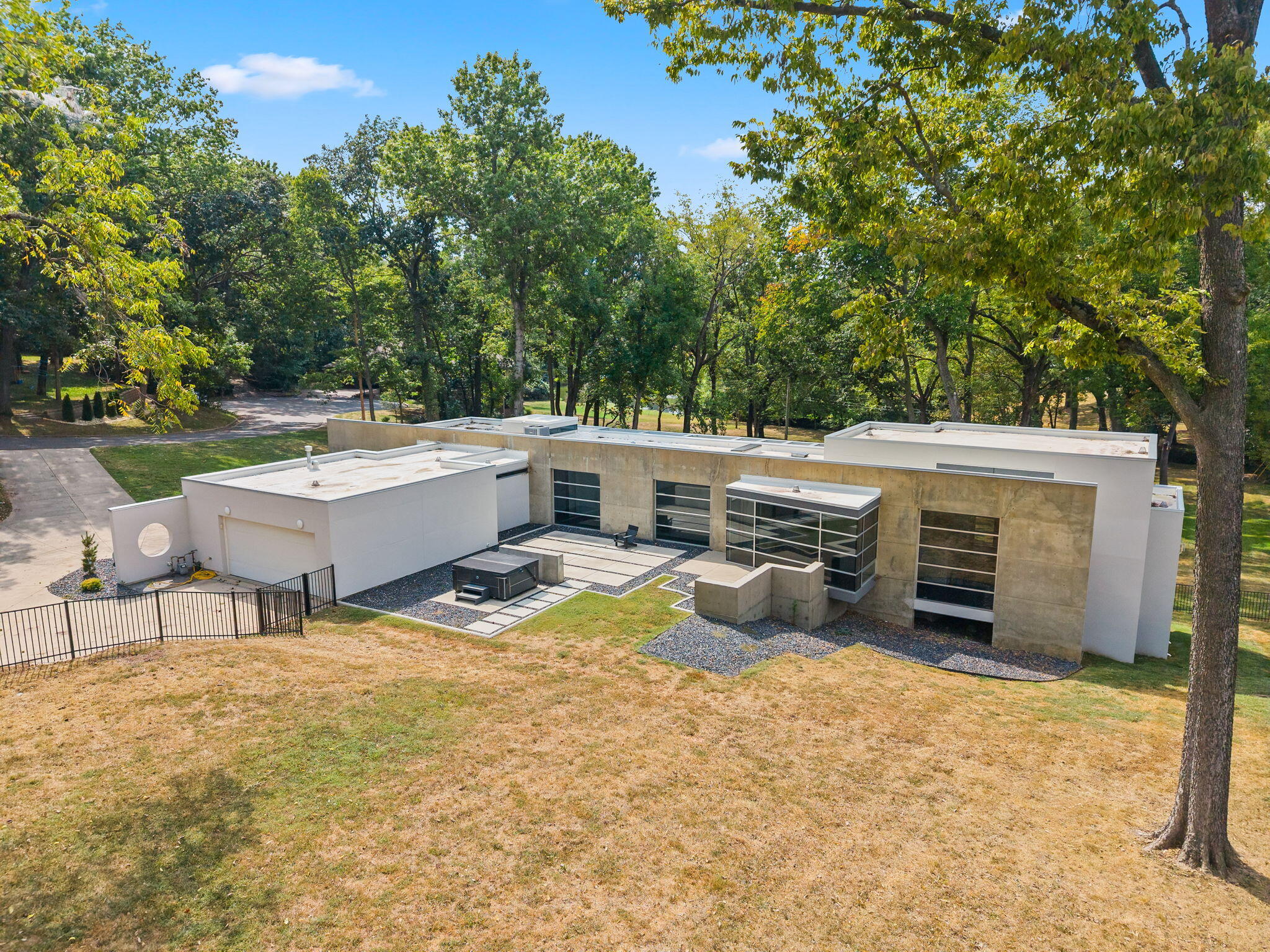 main property photo 66