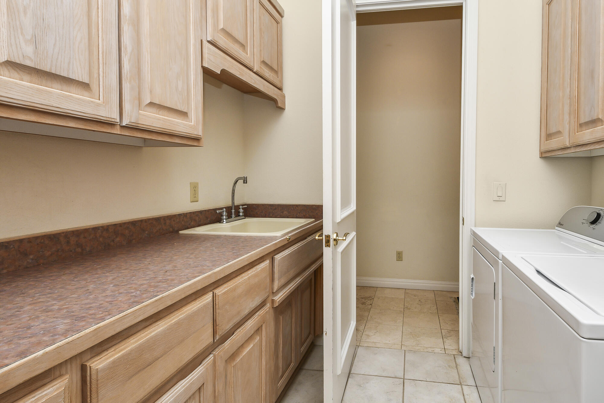 main property photo 67