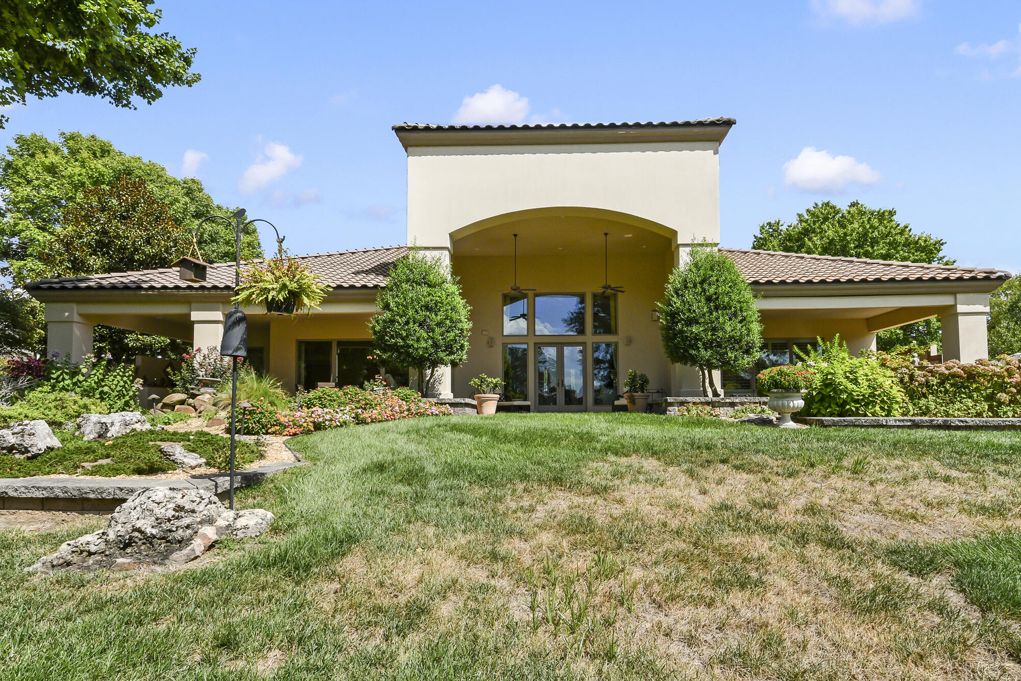 main property photo 78