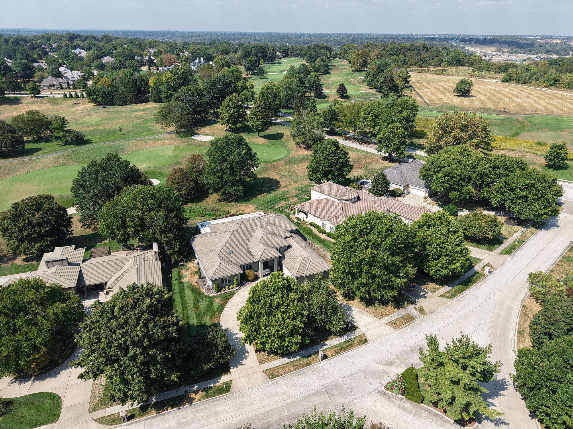 main property photo 88