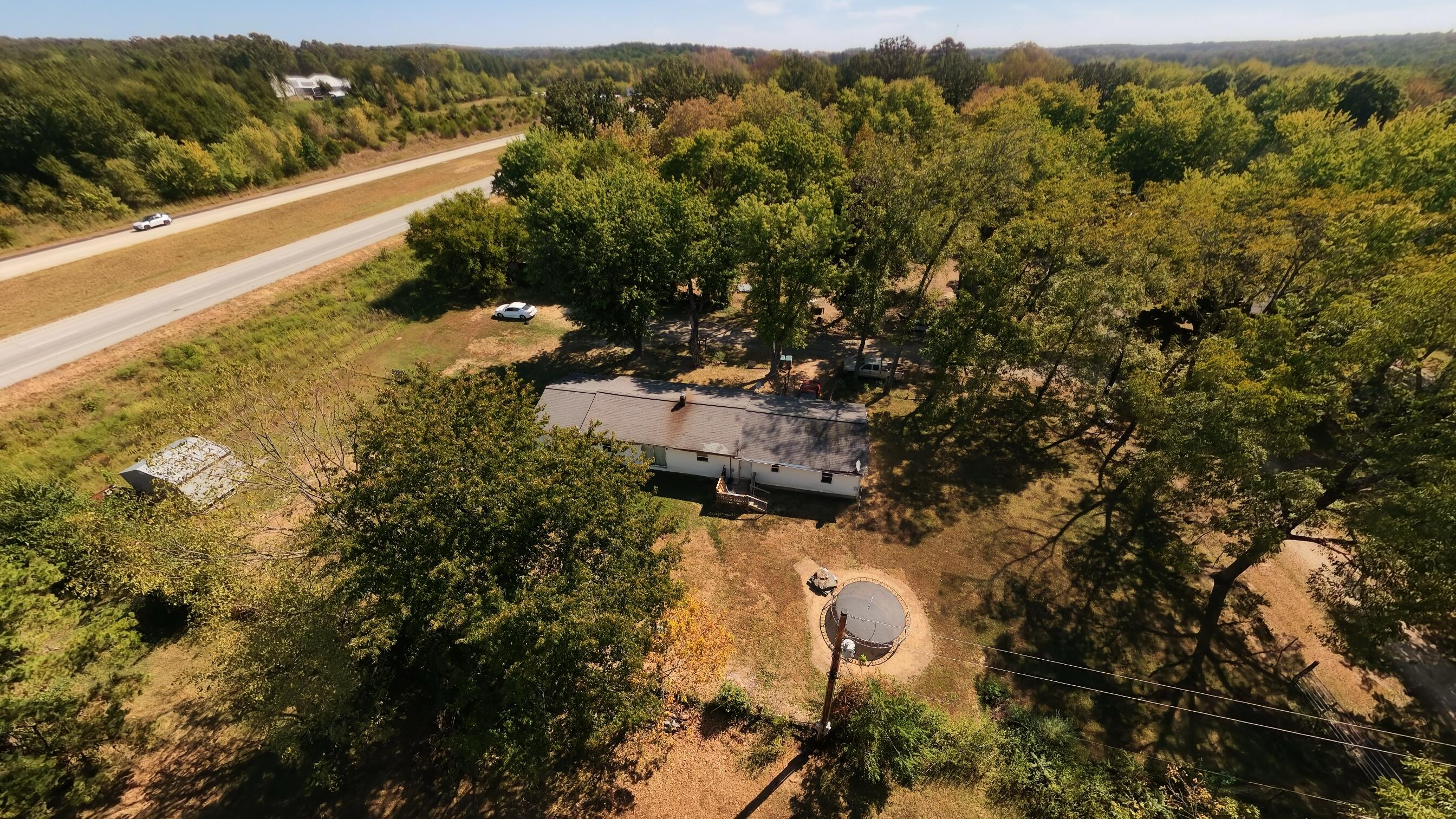 main property photo 34