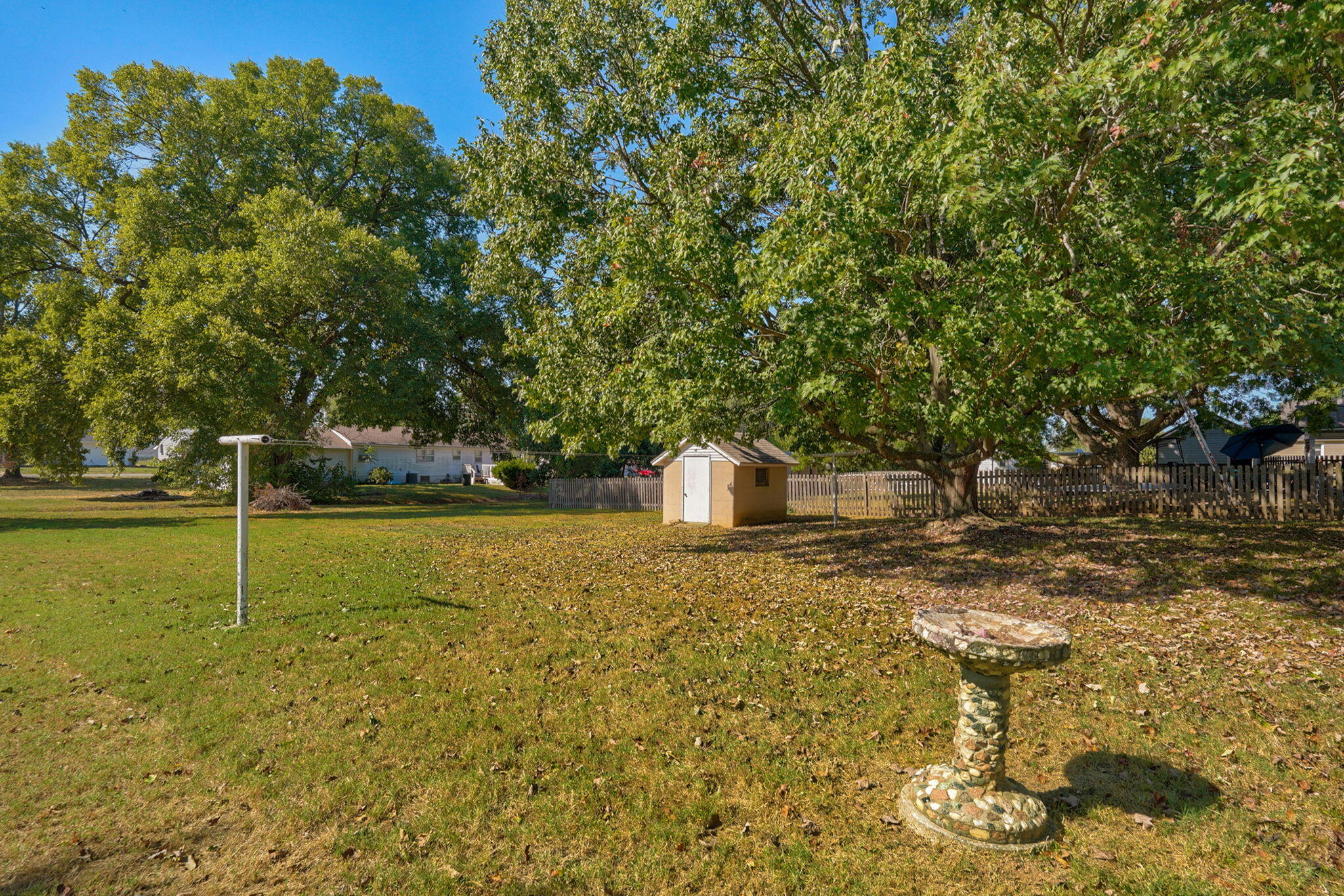 main property photo 26