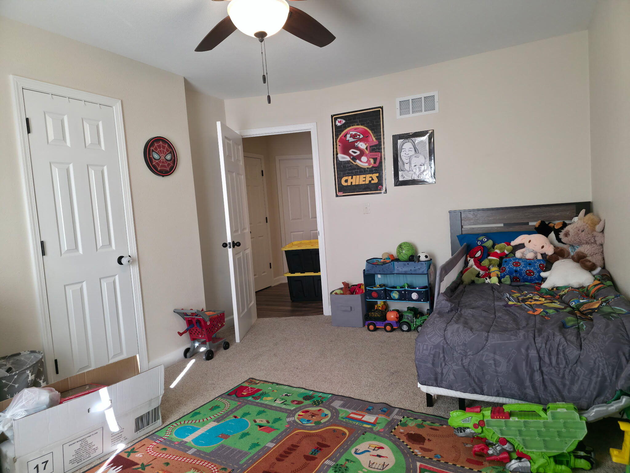 main property photo 15