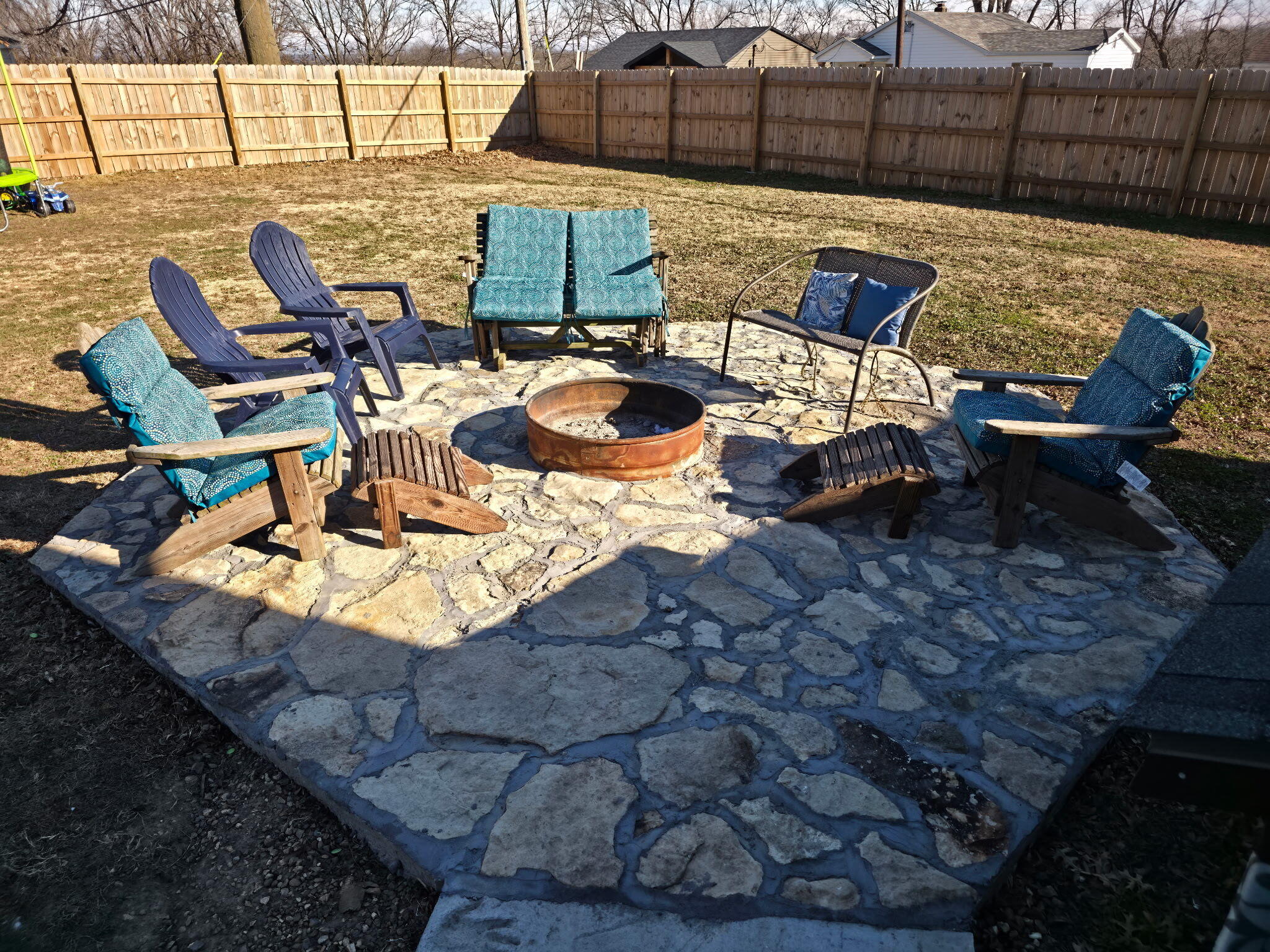 main property photo 28