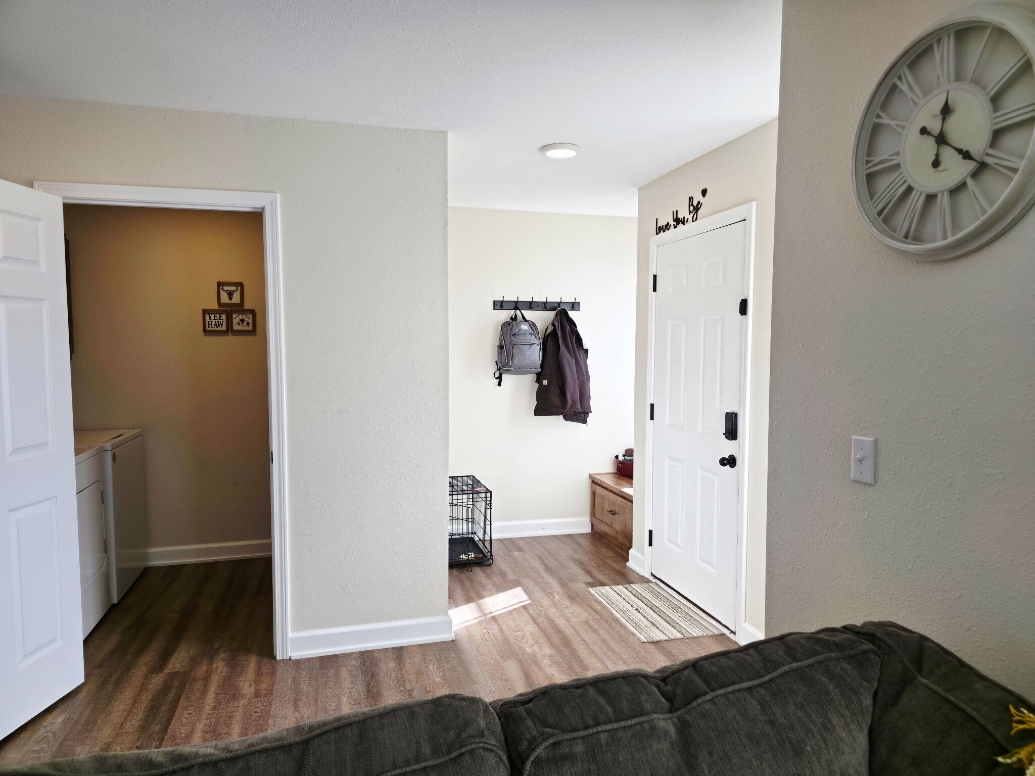 main property photo 6