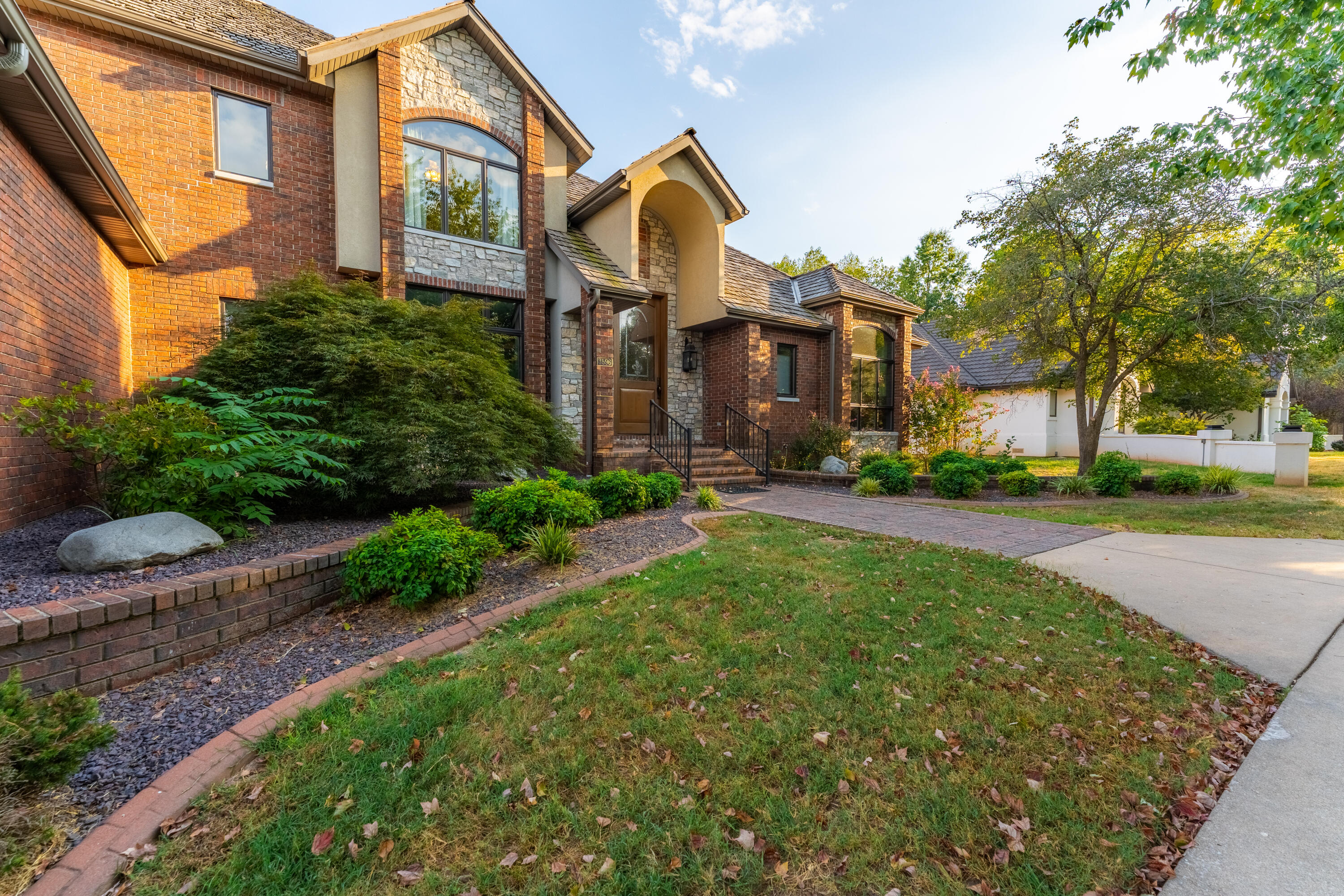 main property photo 50
