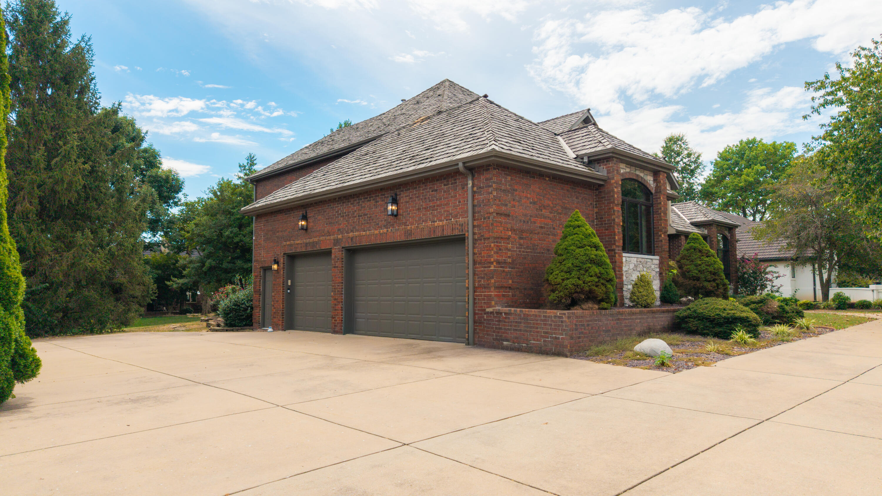 main property photo 62