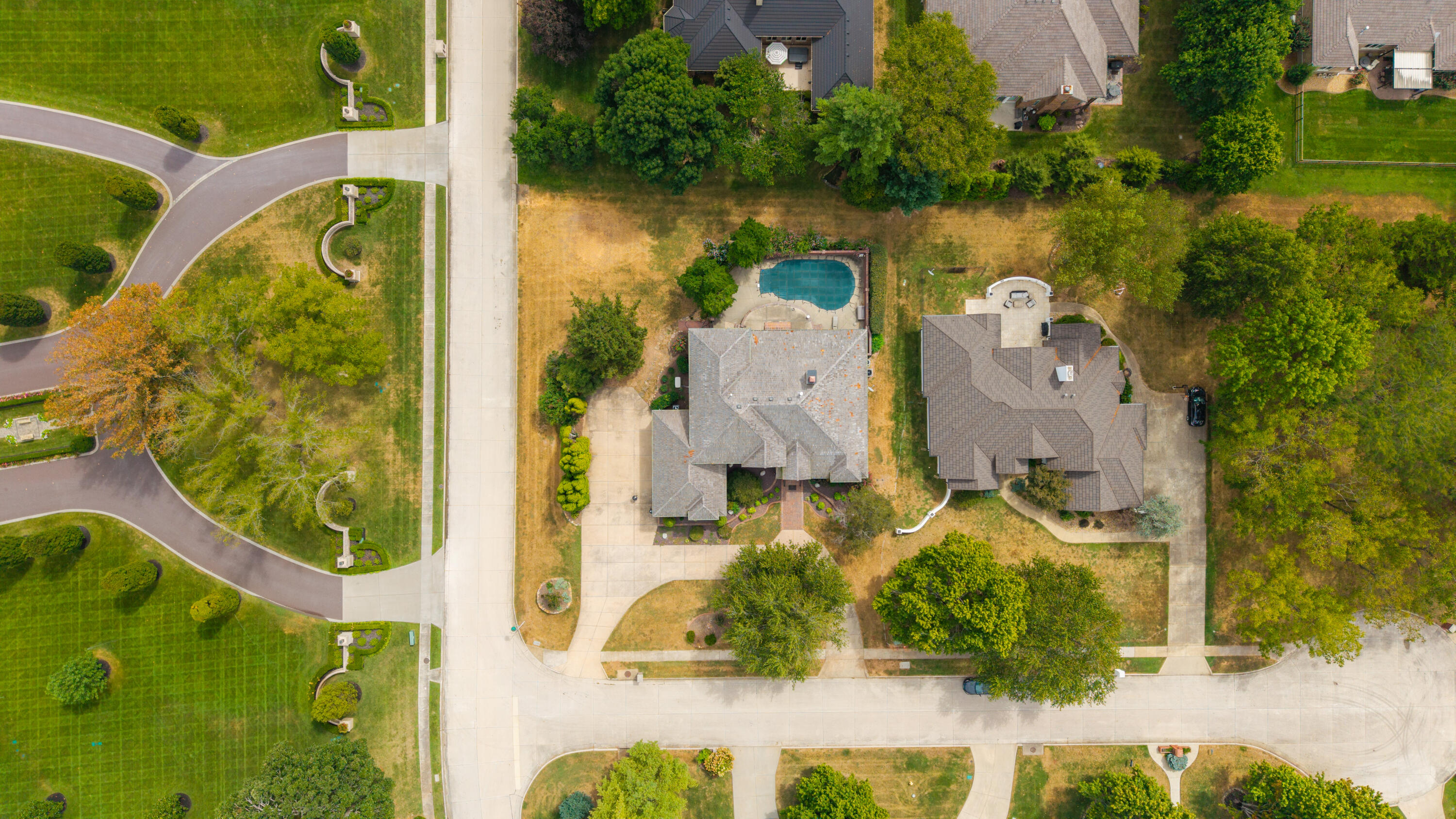 main property photo 70