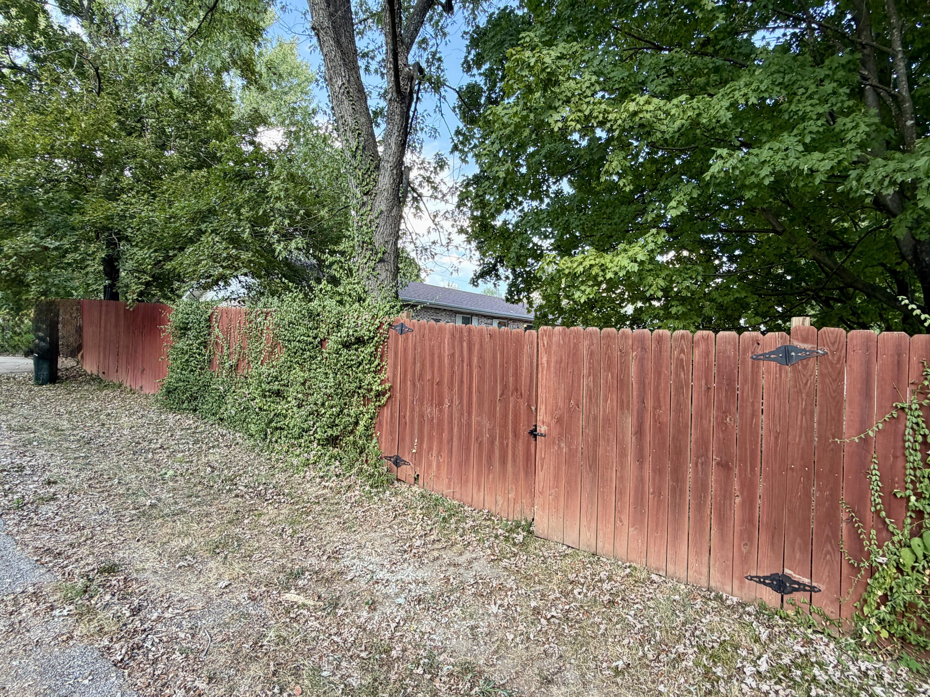 main property photo 76