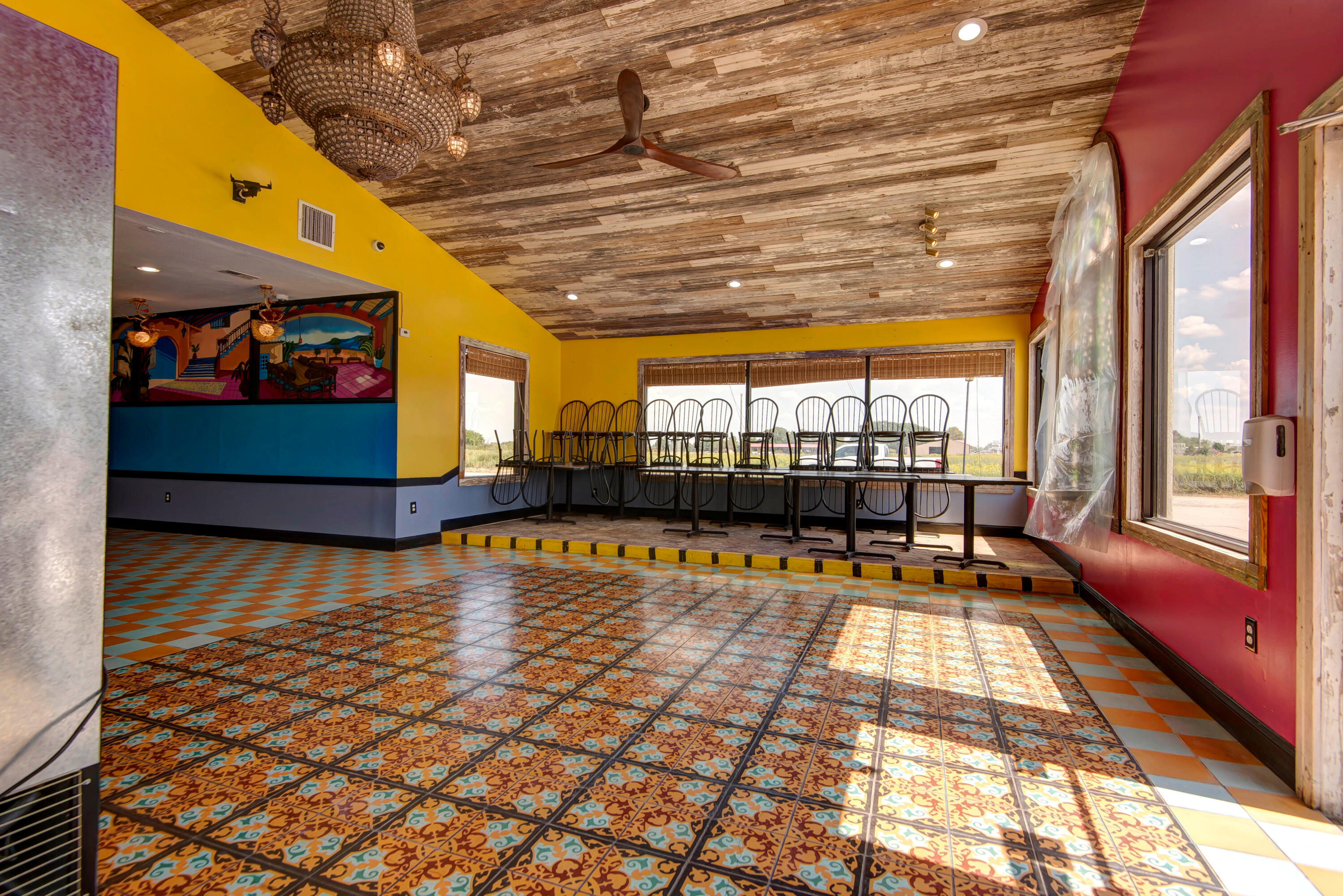 main property photo 11