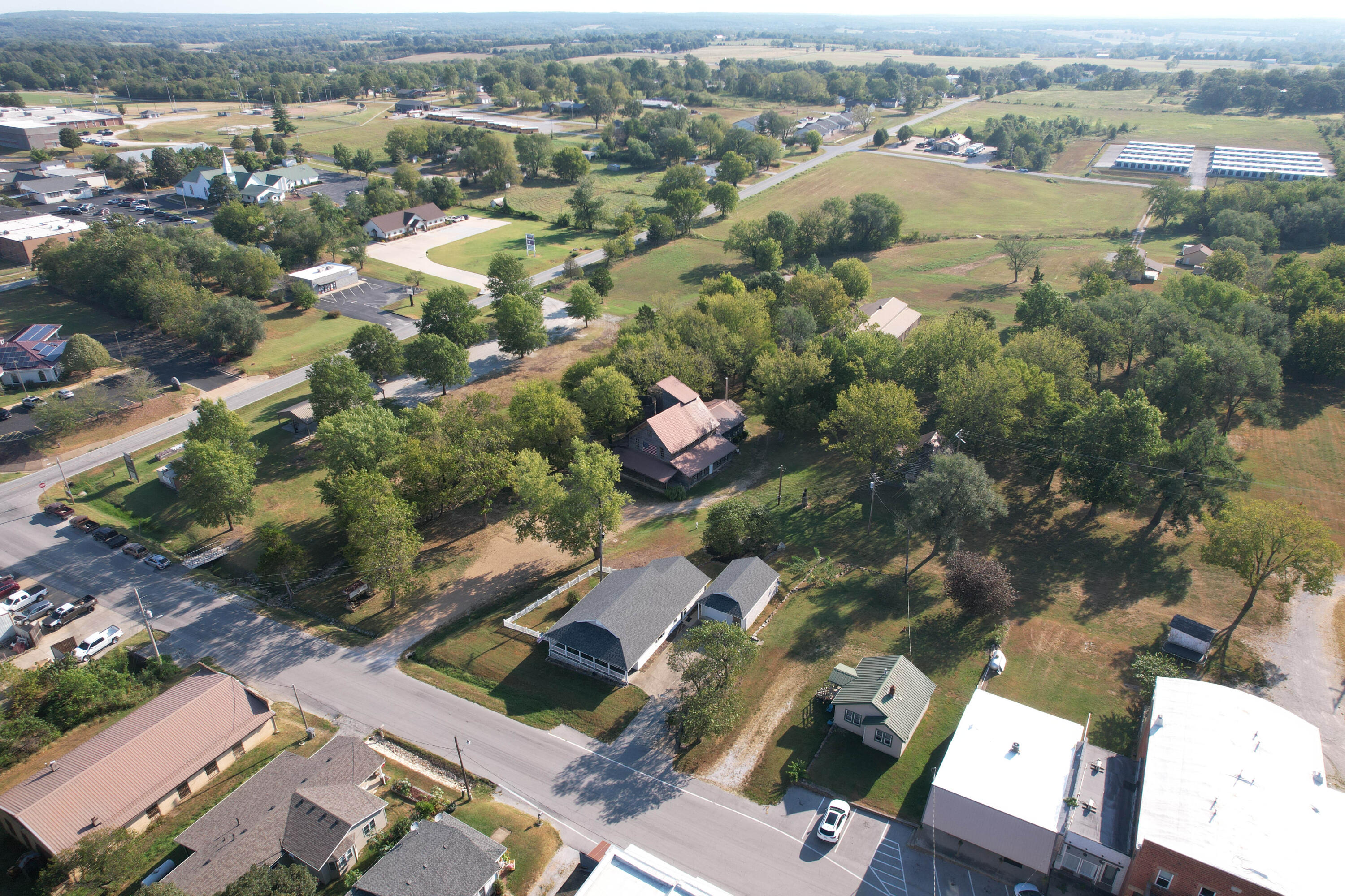 main property photo 49