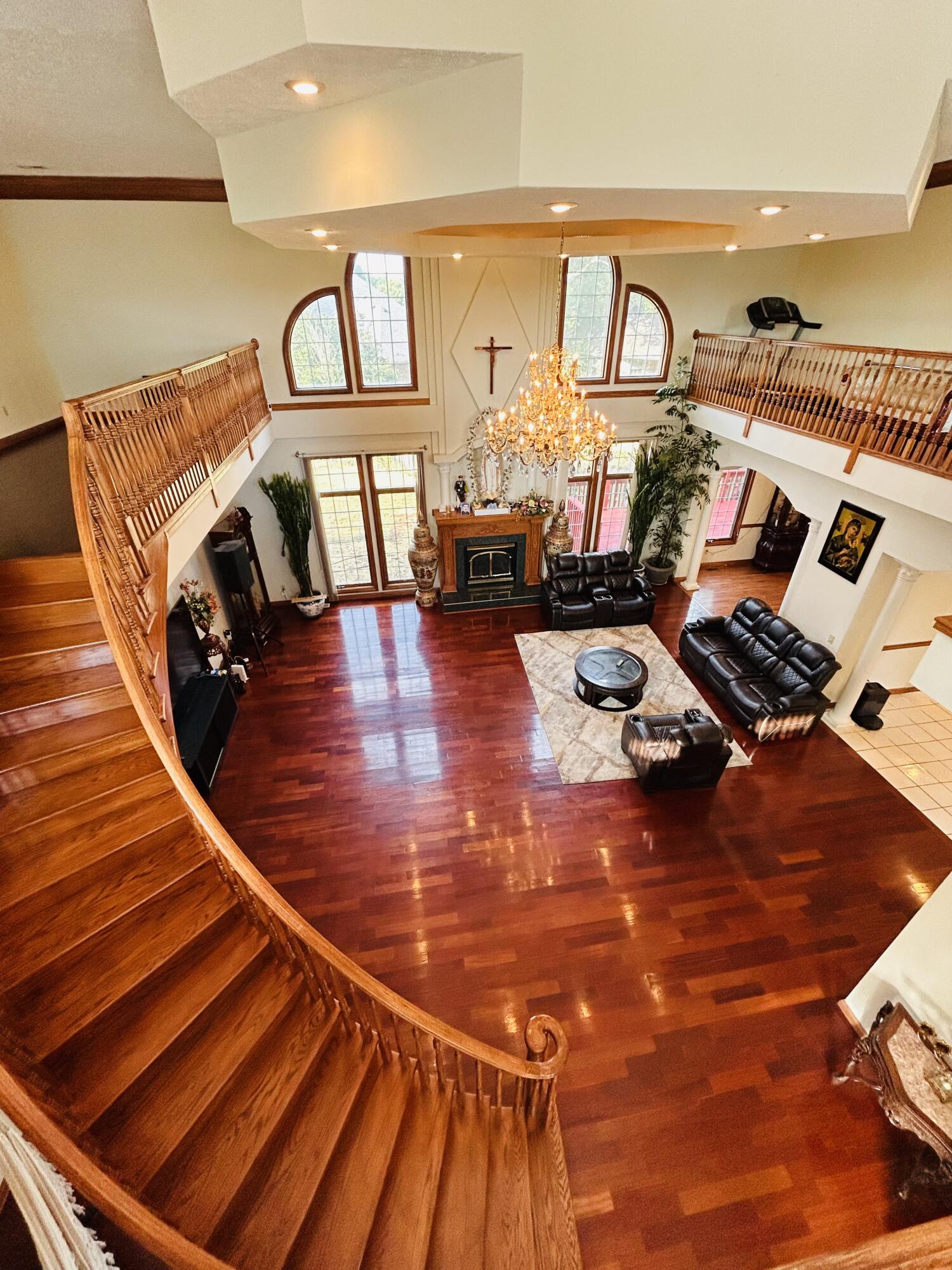 main property photo 13