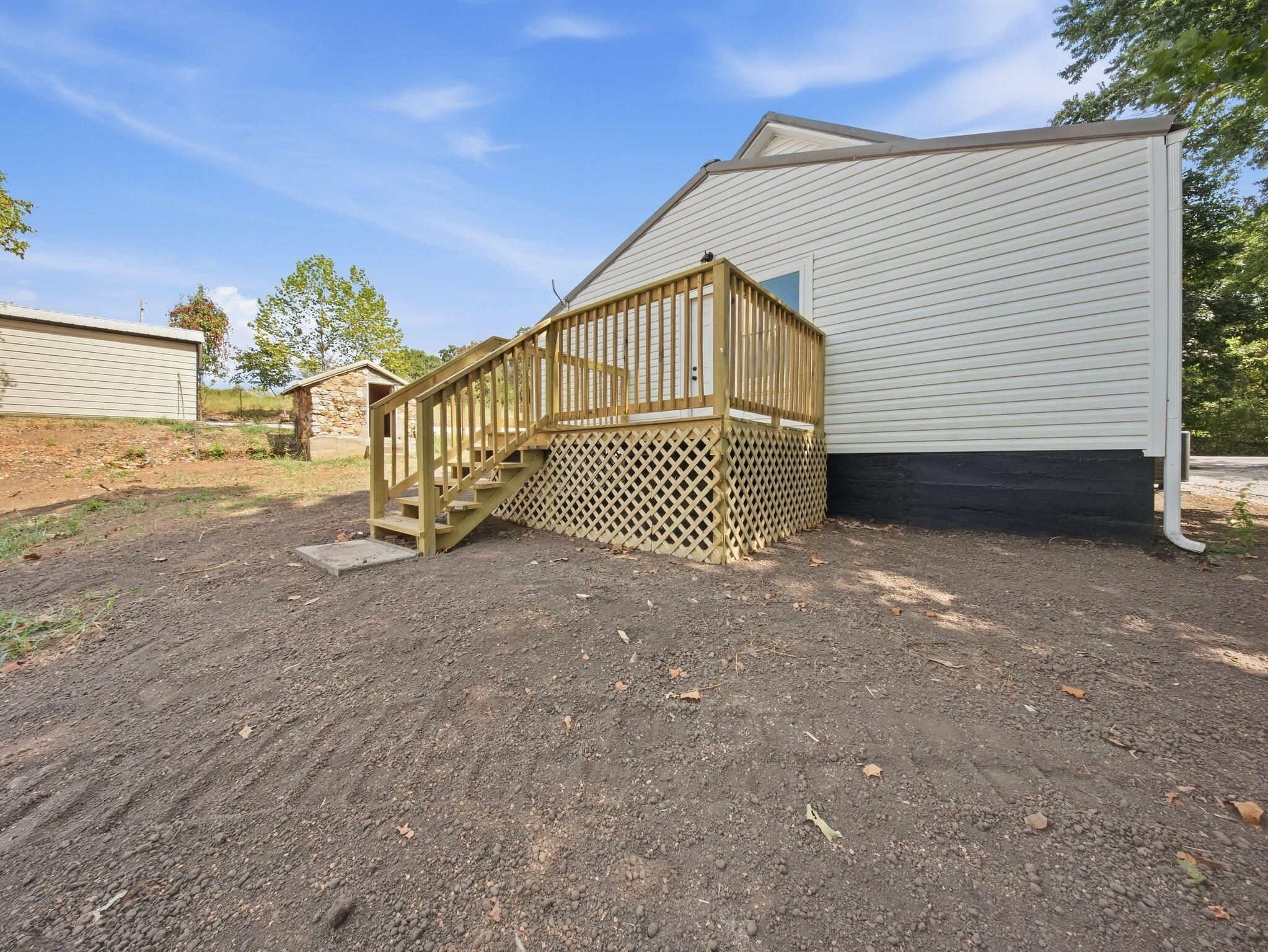 main property photo 24