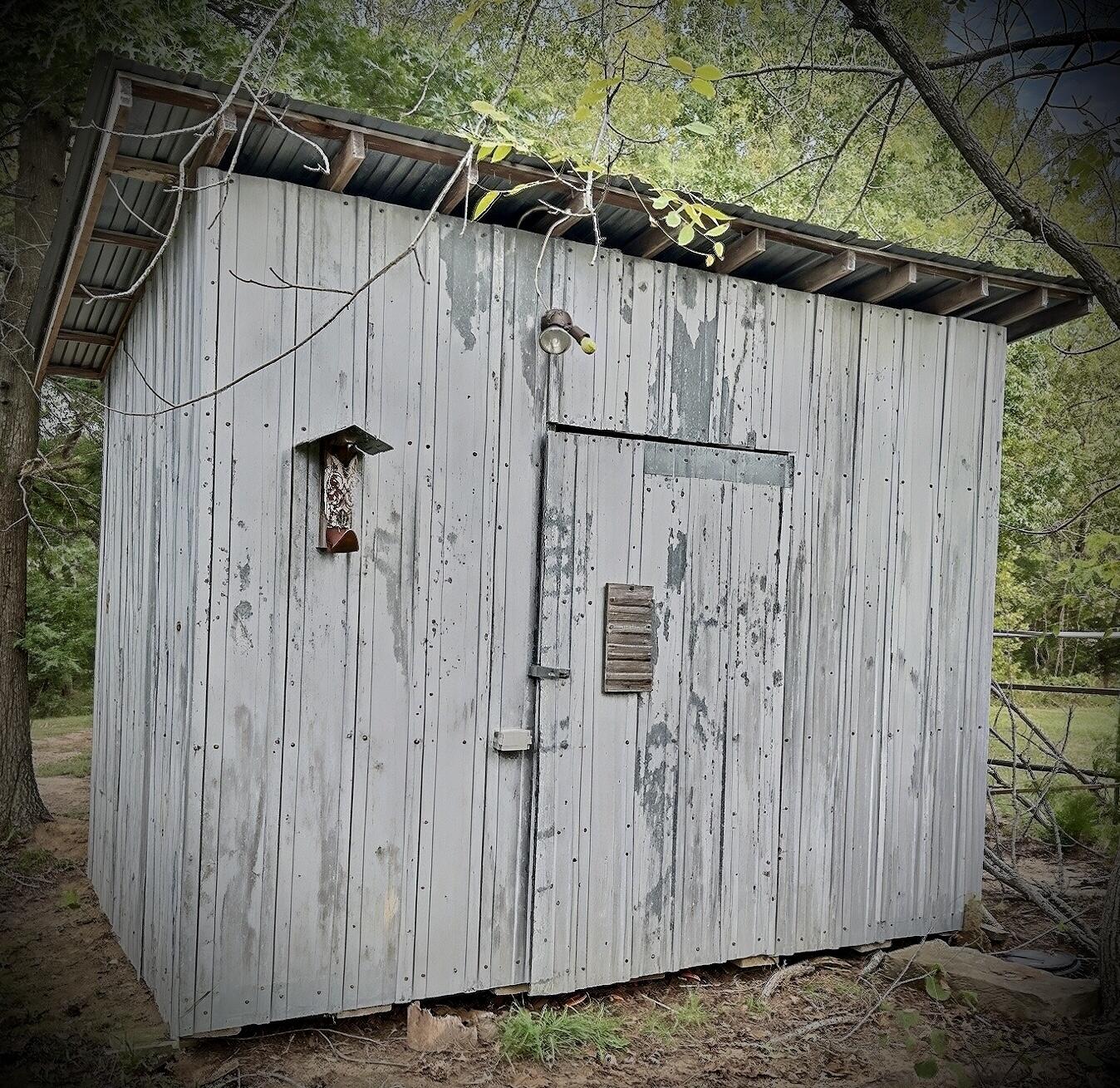 main property photo 41
