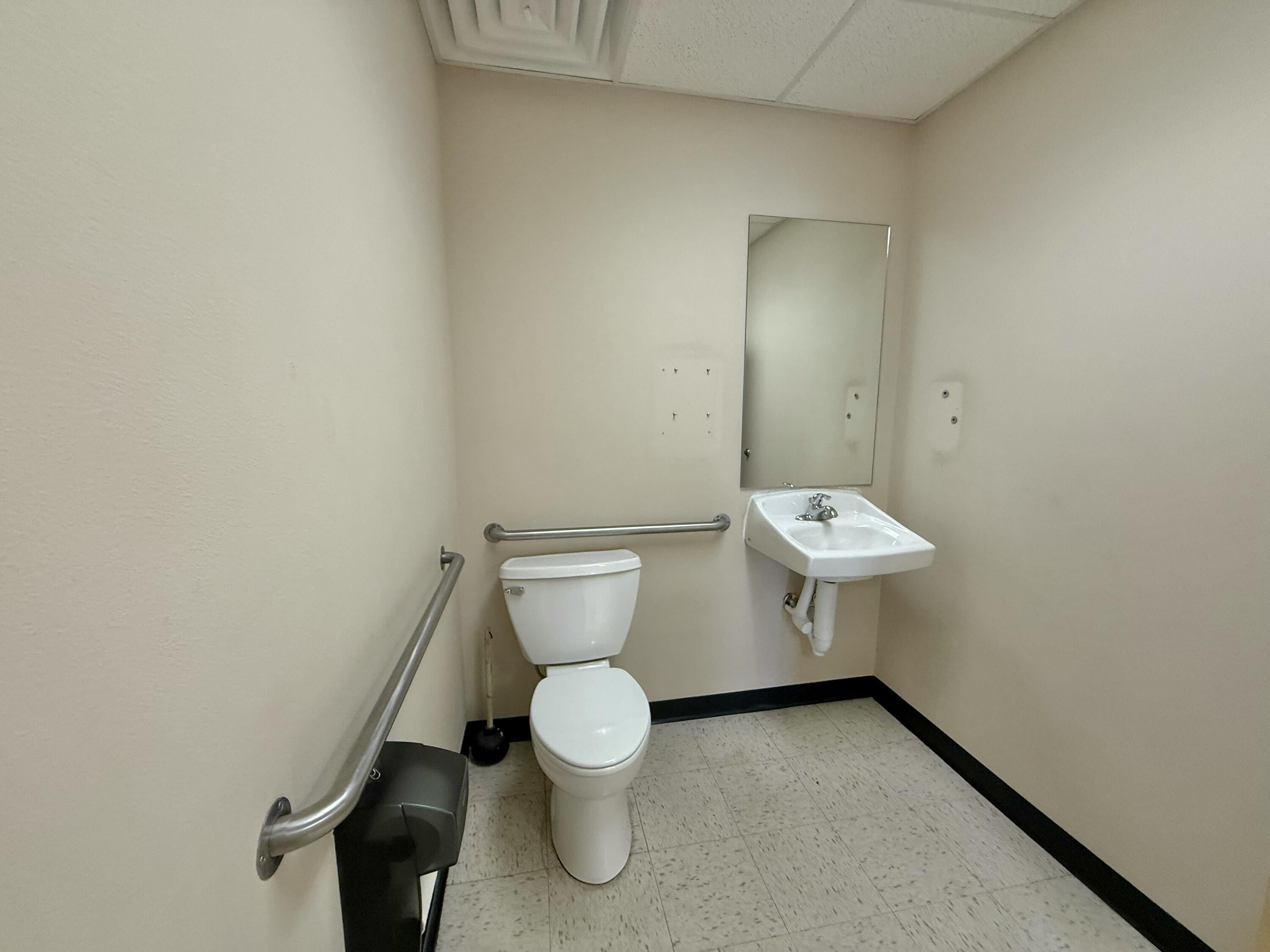 main property photo 58