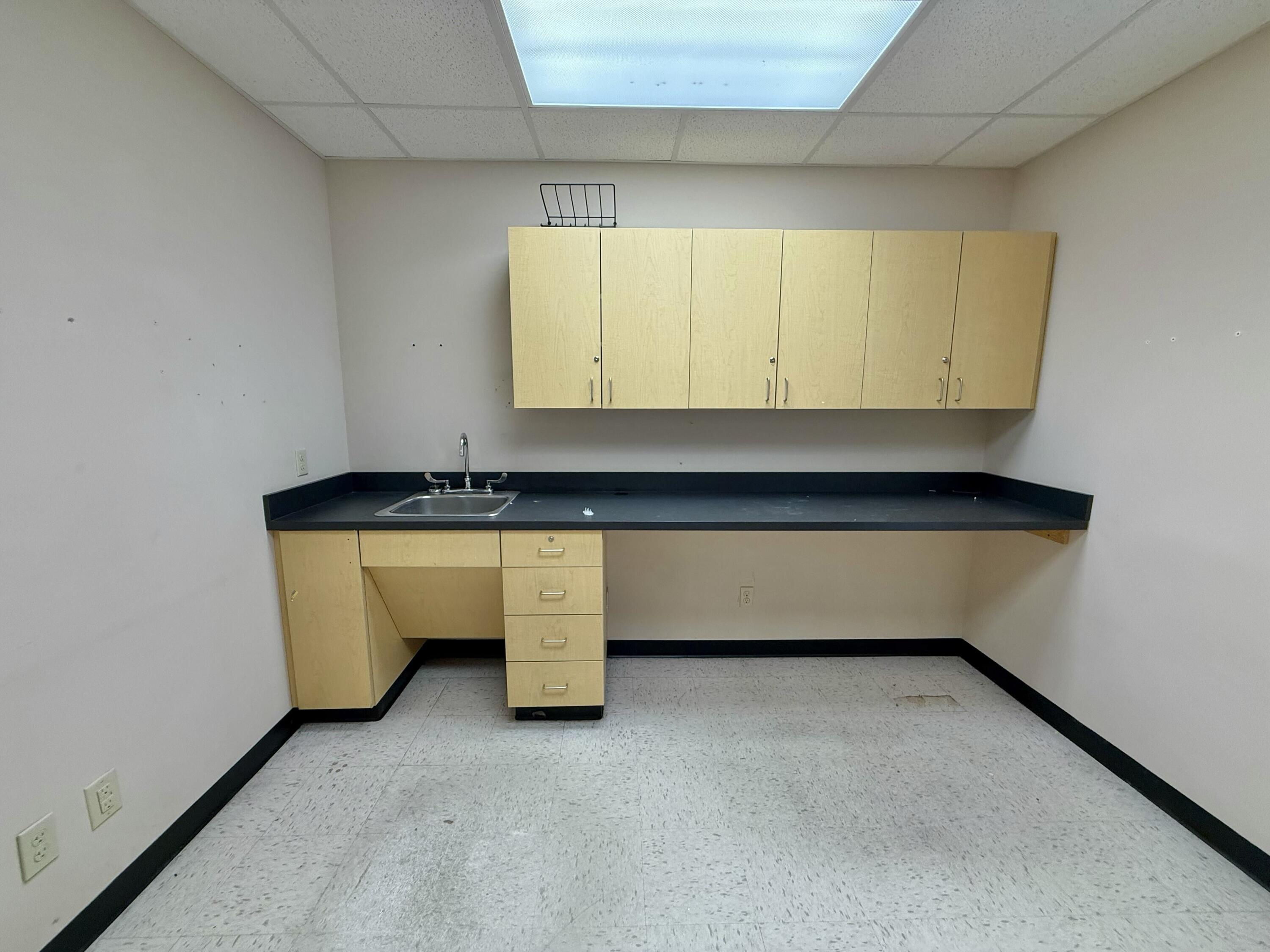 main property photo 60