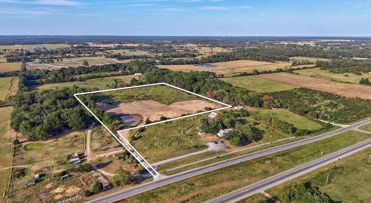 main property photo 0