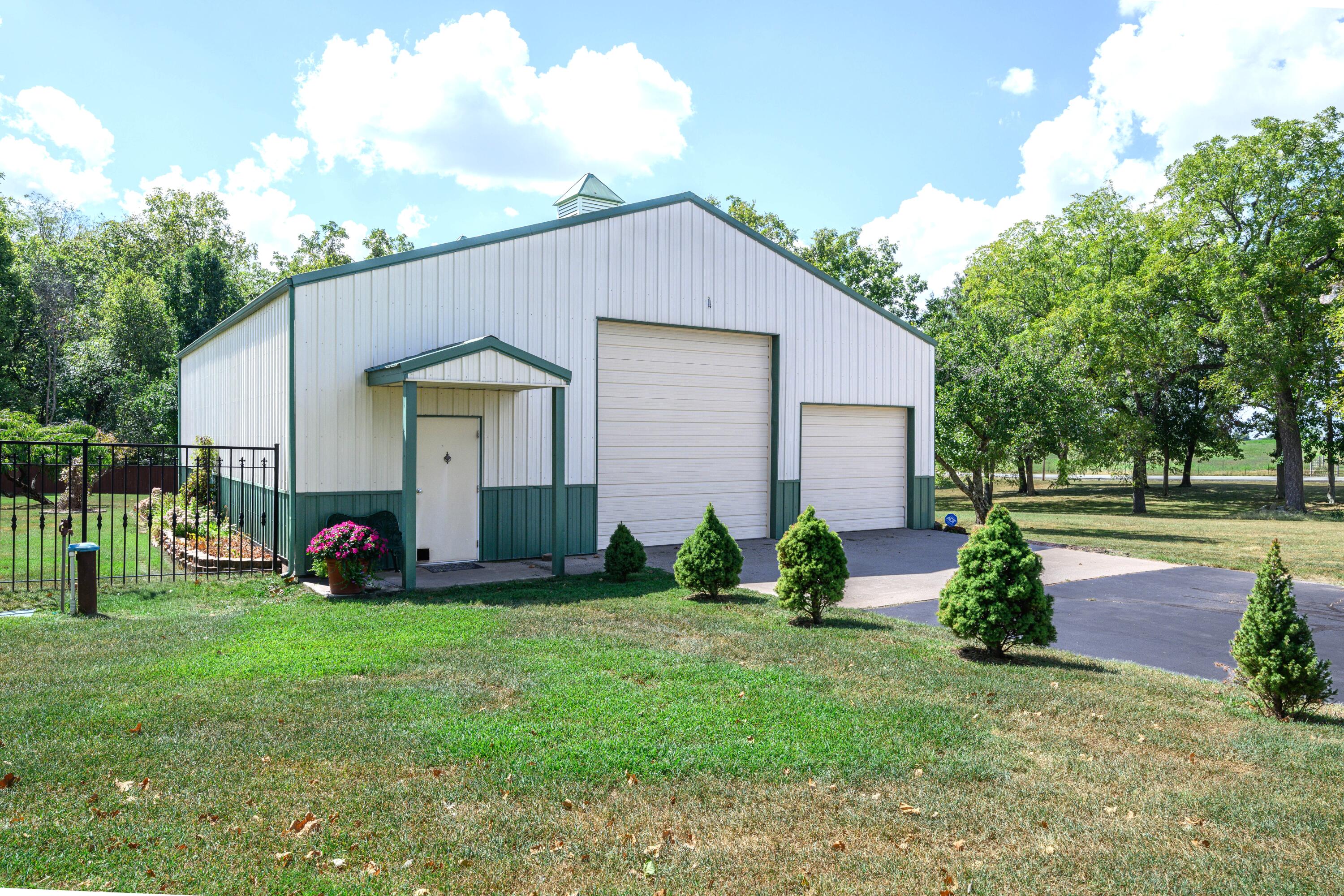 main property photo 57