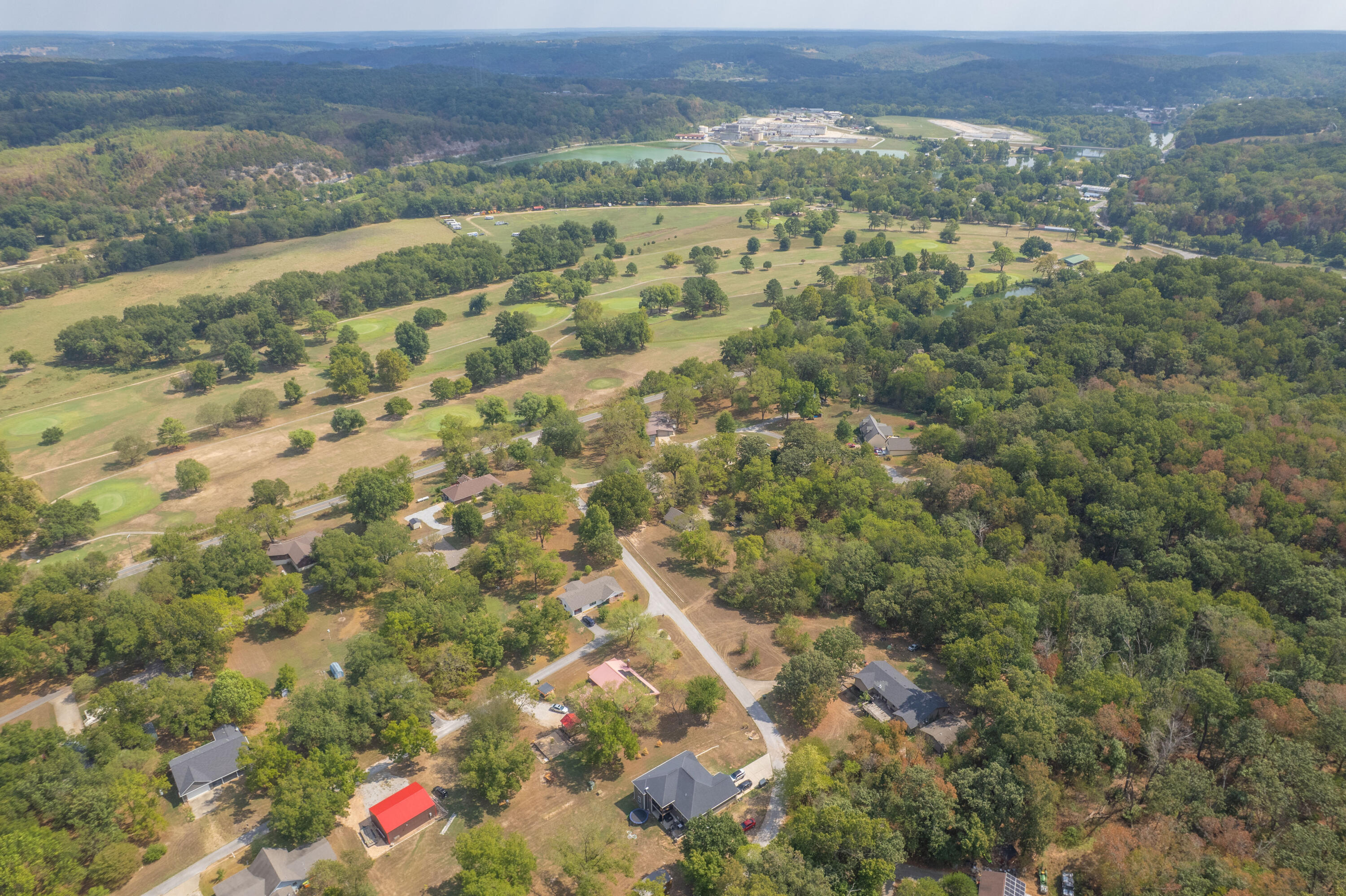 main property photo 40