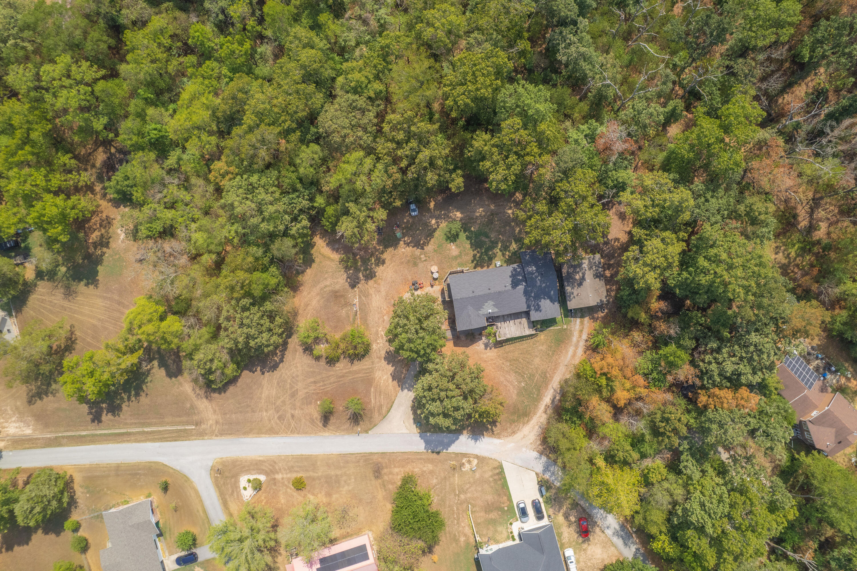 main property photo 41