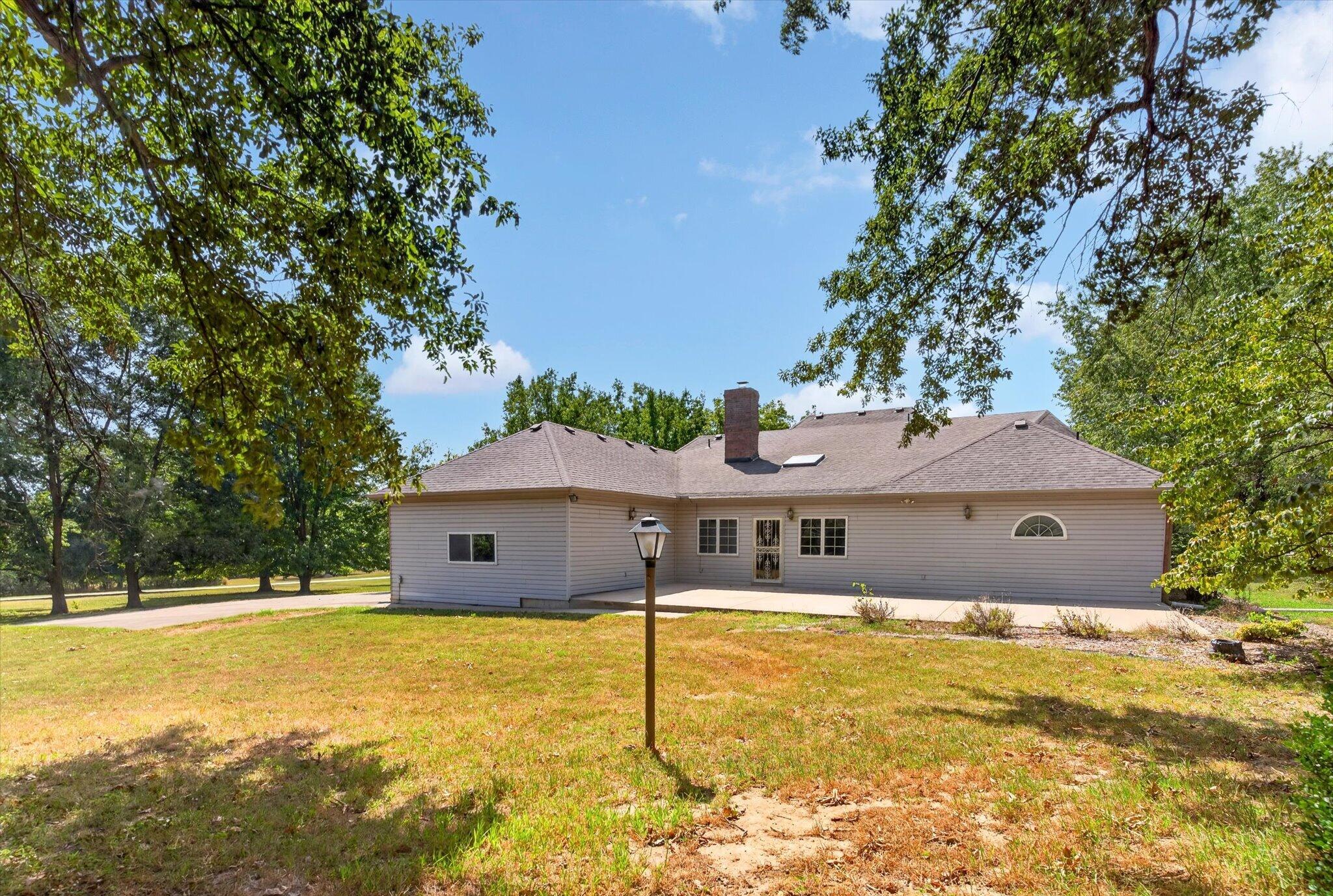 main property photo 44