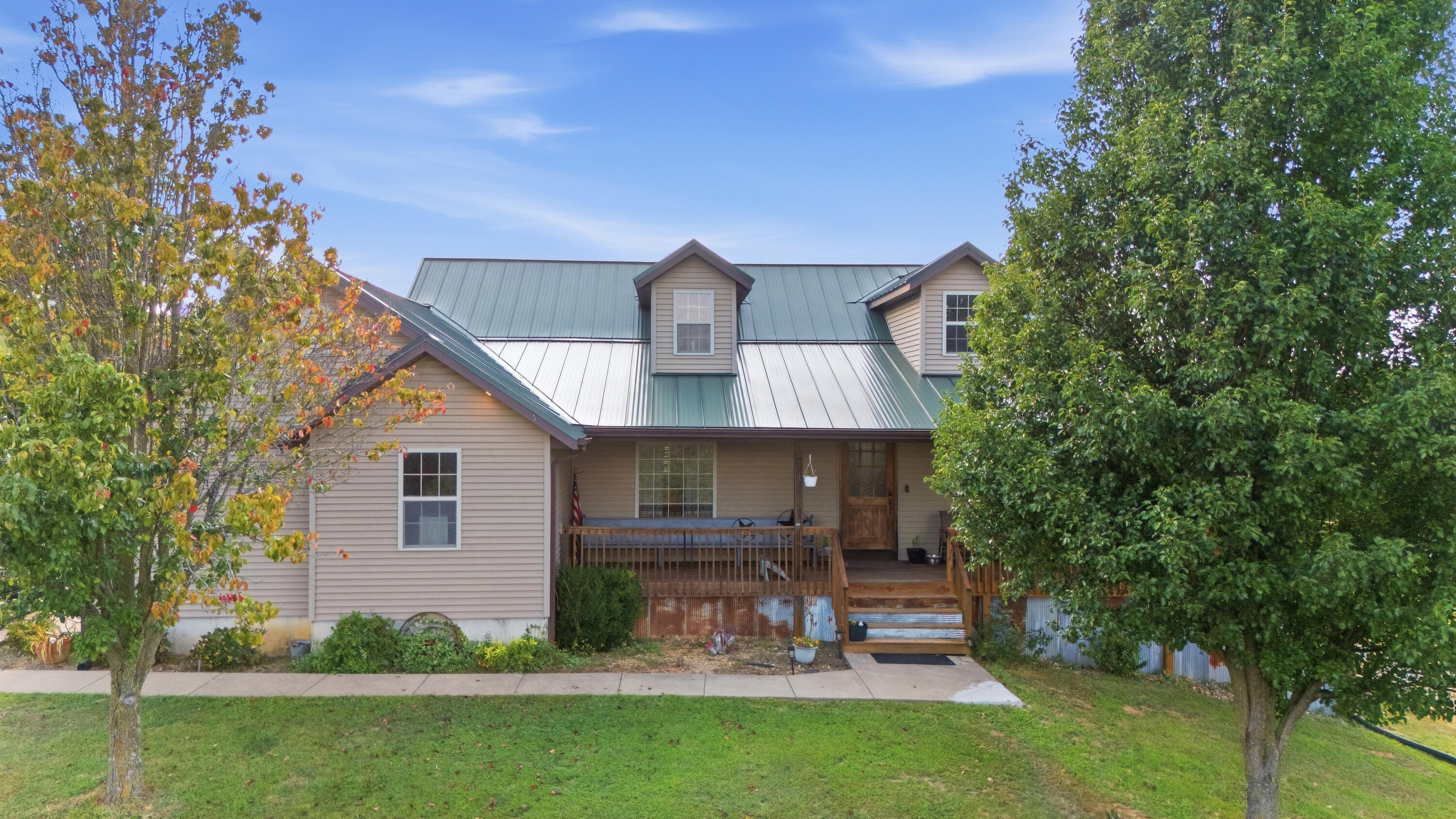 main property photo 13
