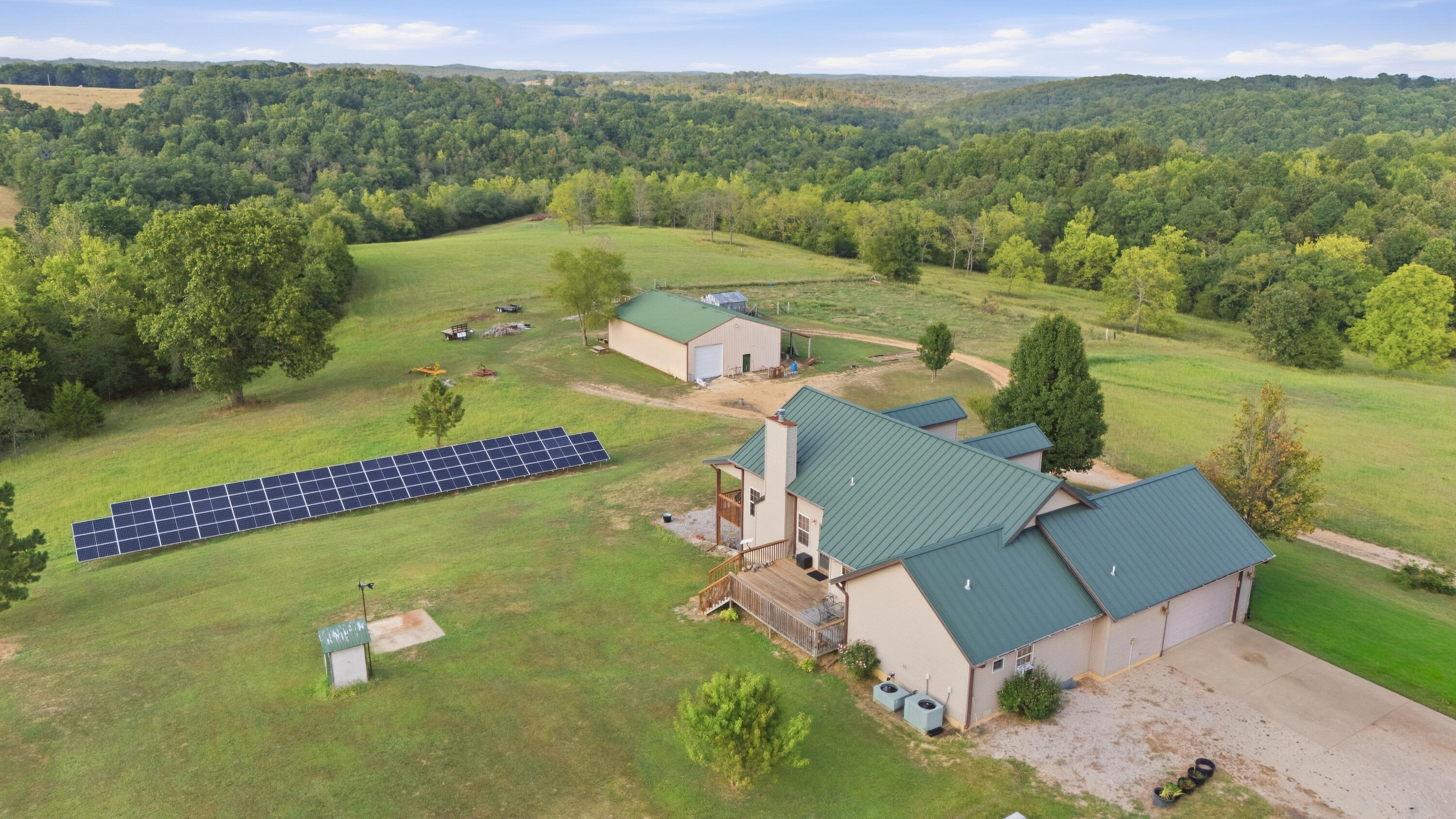 main property photo 14