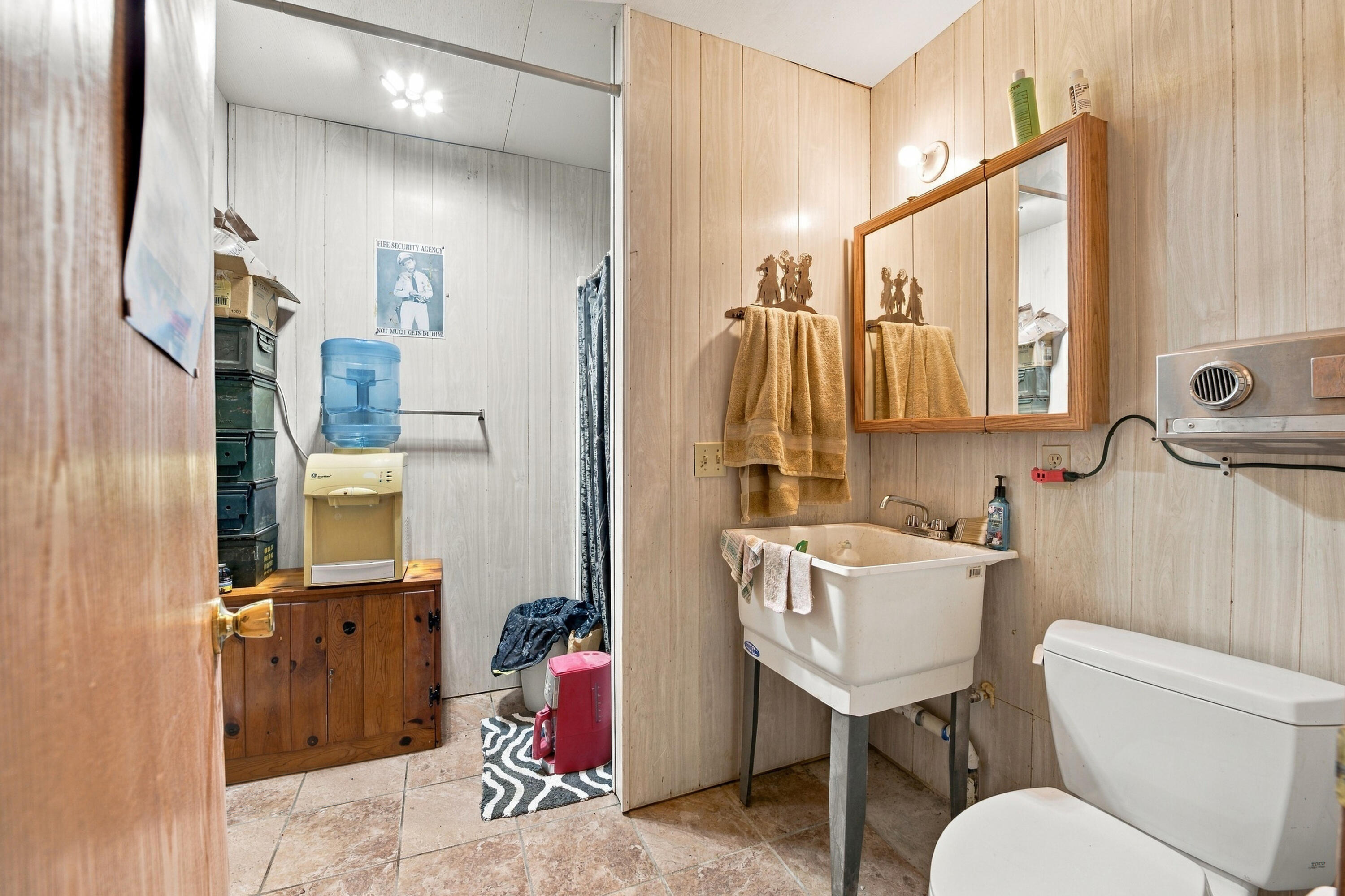 main property photo 58