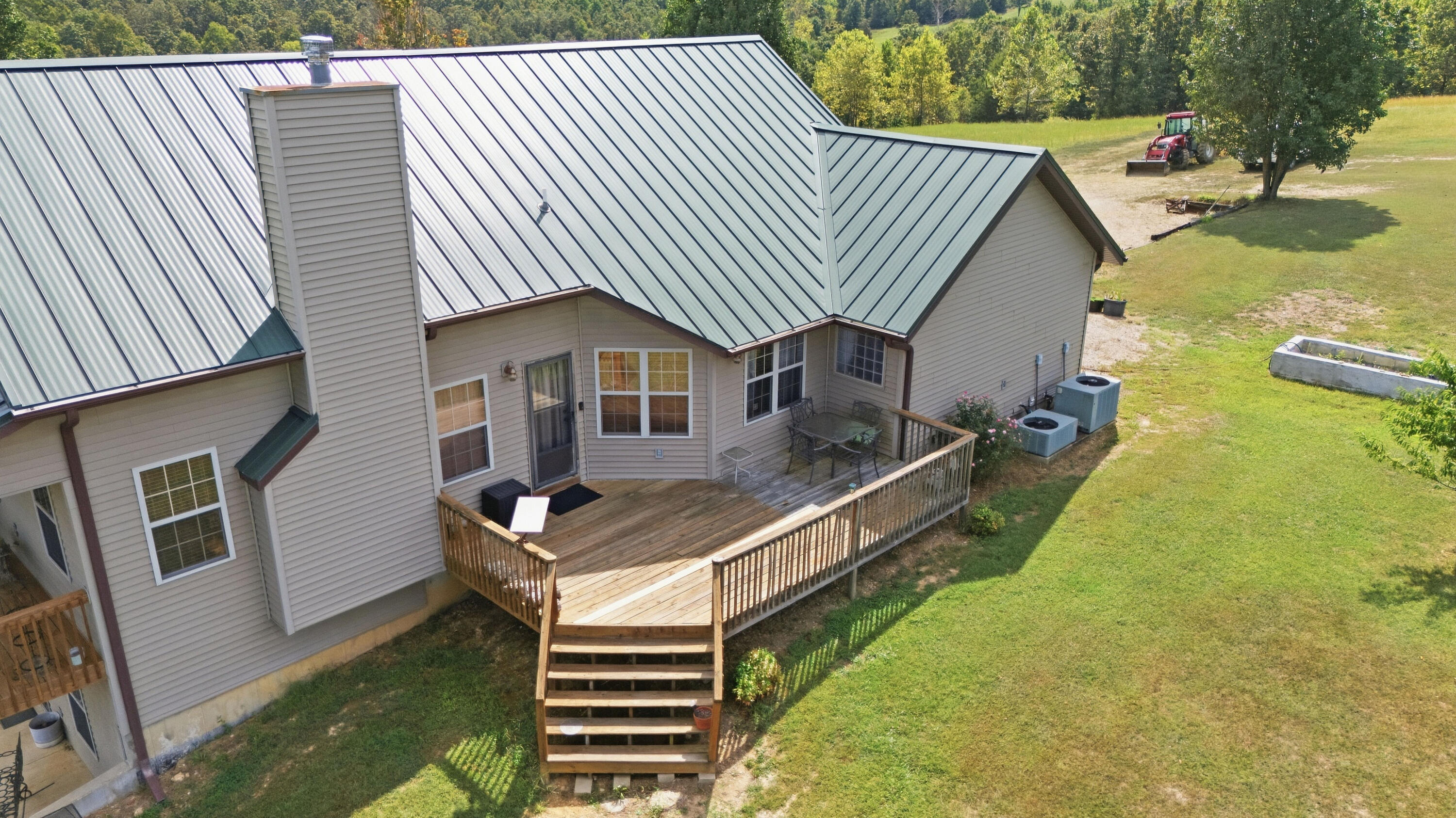 main property photo 70