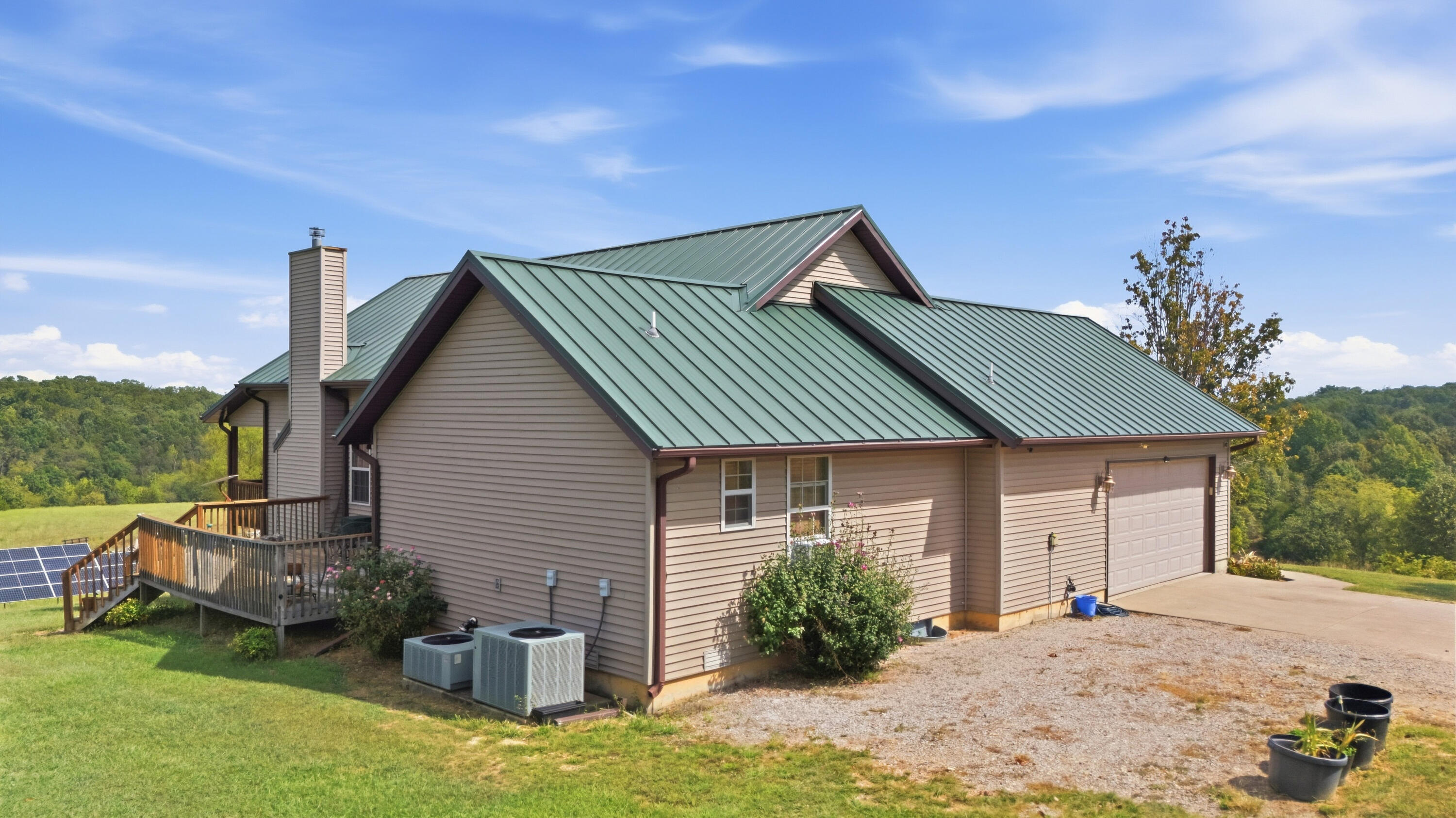 main property photo 81