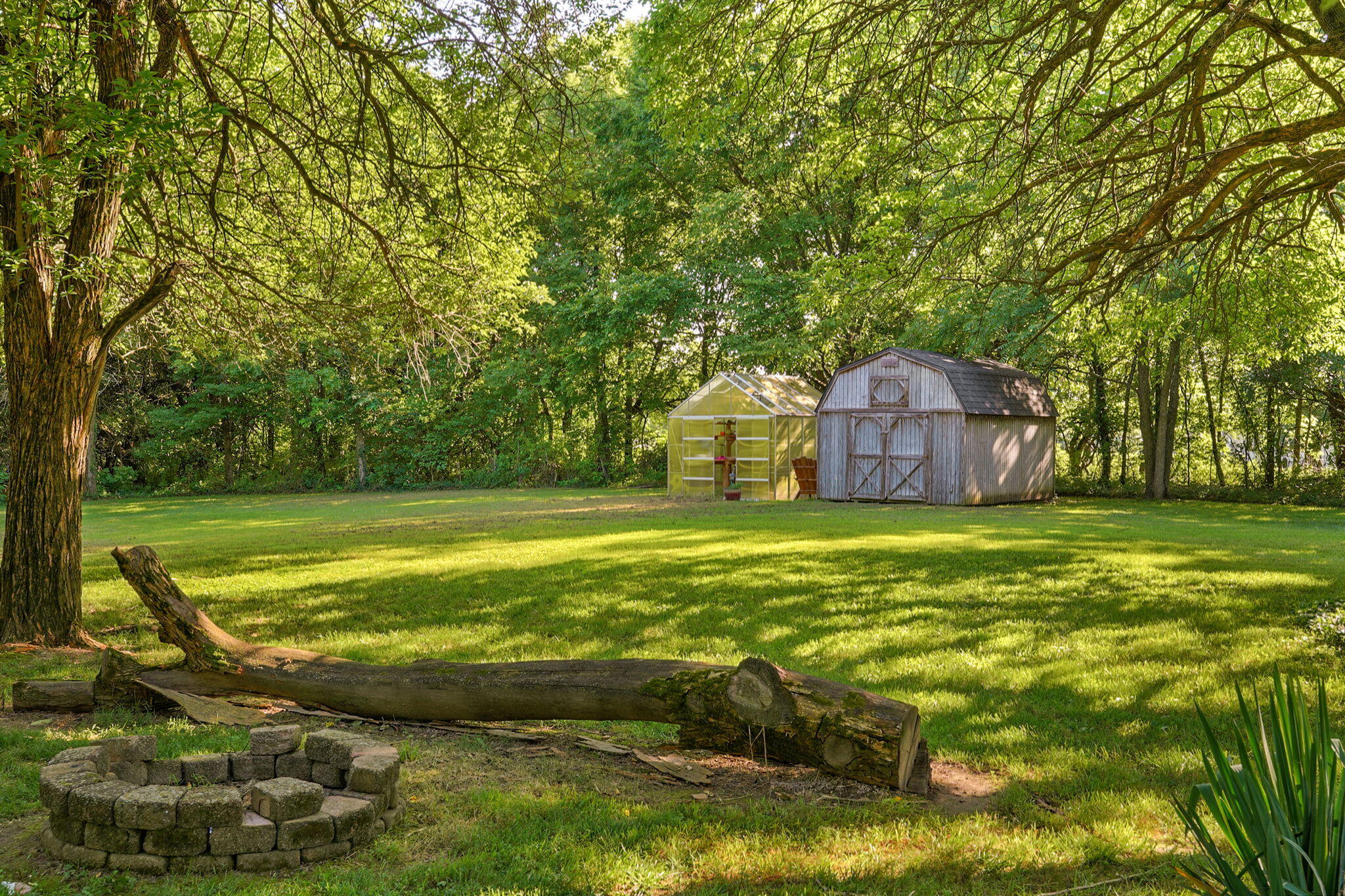 main property photo 30