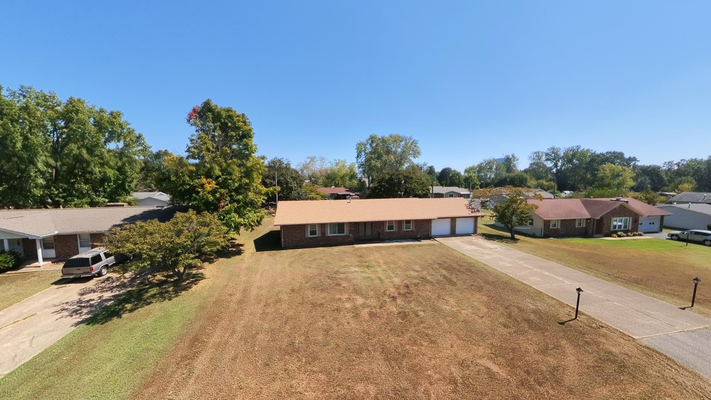 main property photo 38